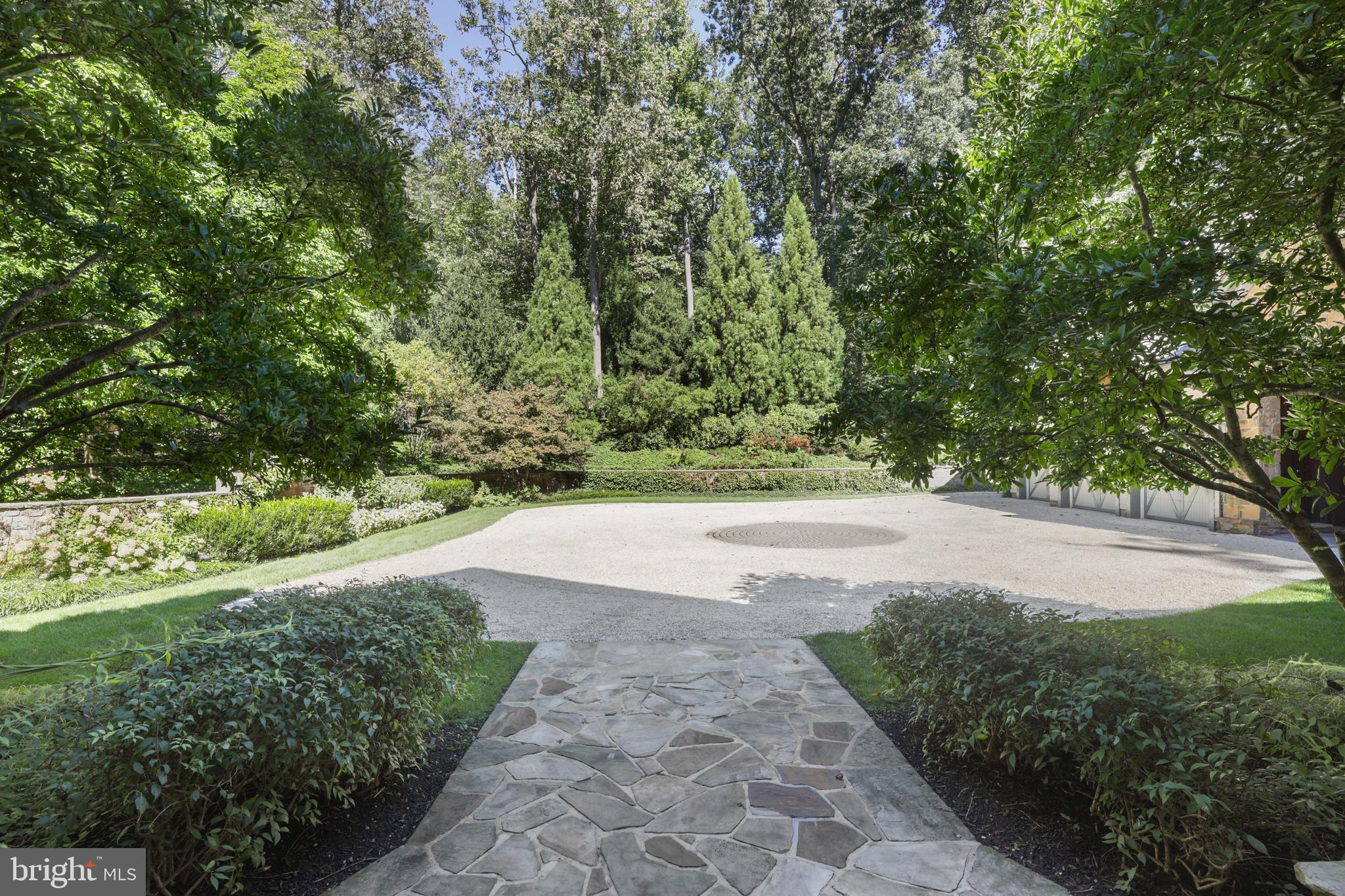 CAVES VALLEY GOLF CLUB - Residential