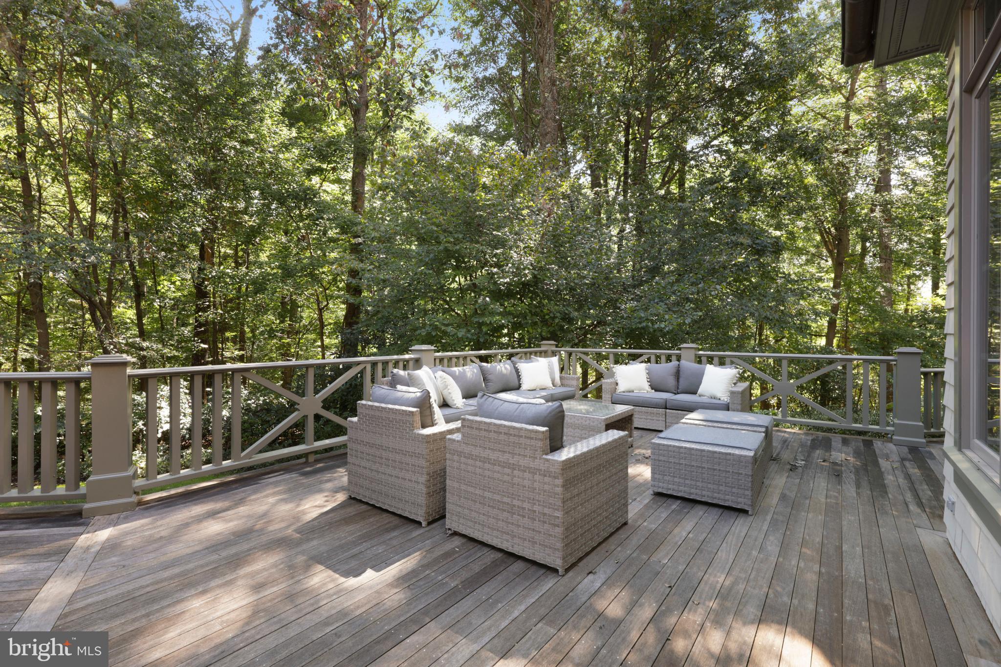 CAVES VALLEY GOLF CLUB - Residential