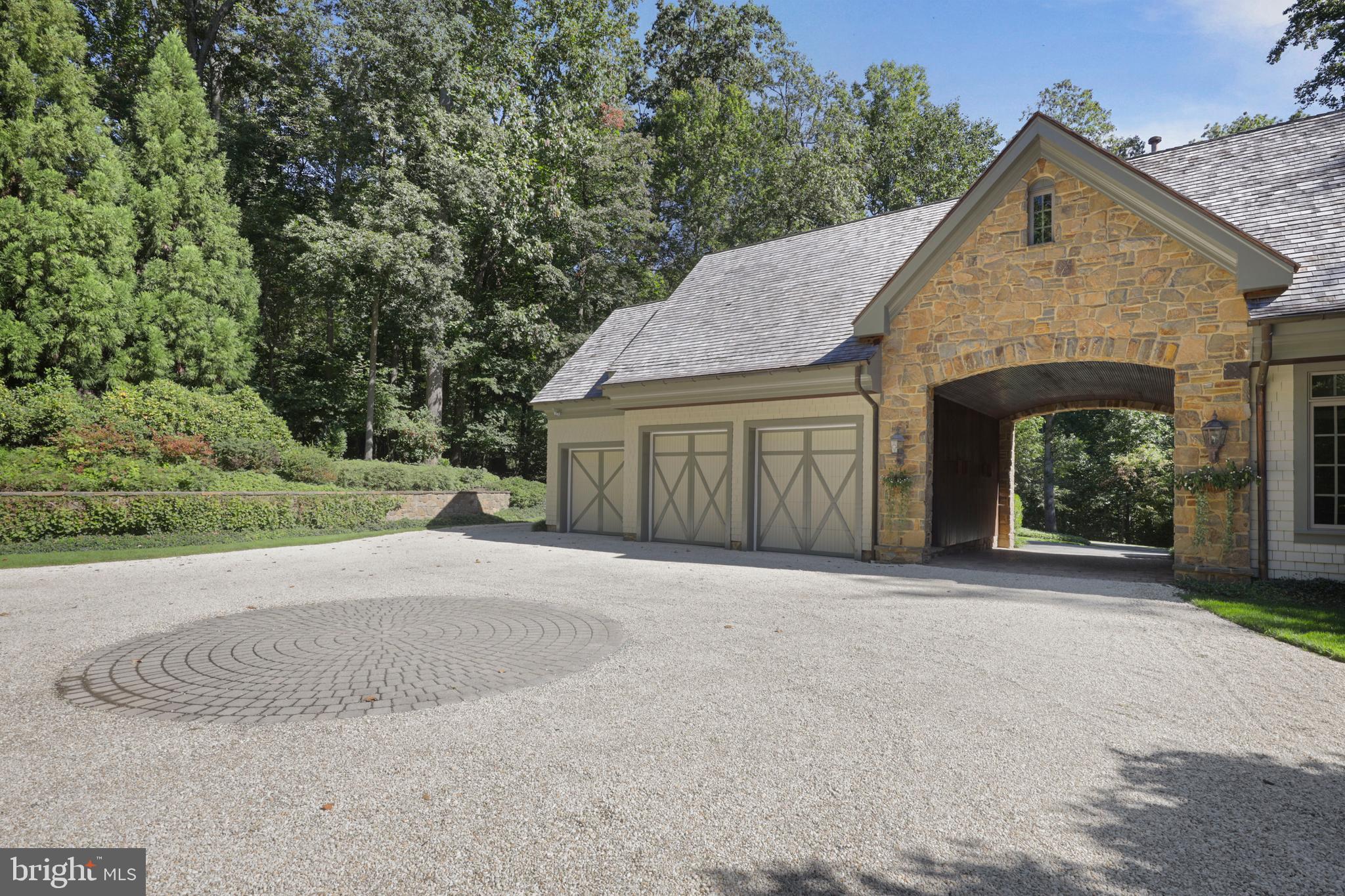 CAVES VALLEY GOLF CLUB - Residential