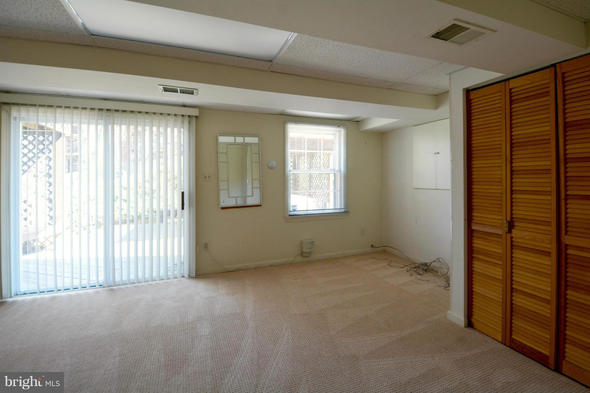 HUNTINGTON FOREST - Residential