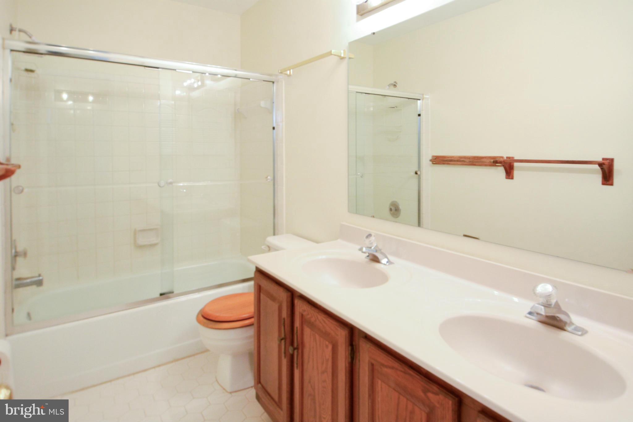 HUNTINGTON FOREST - Residential