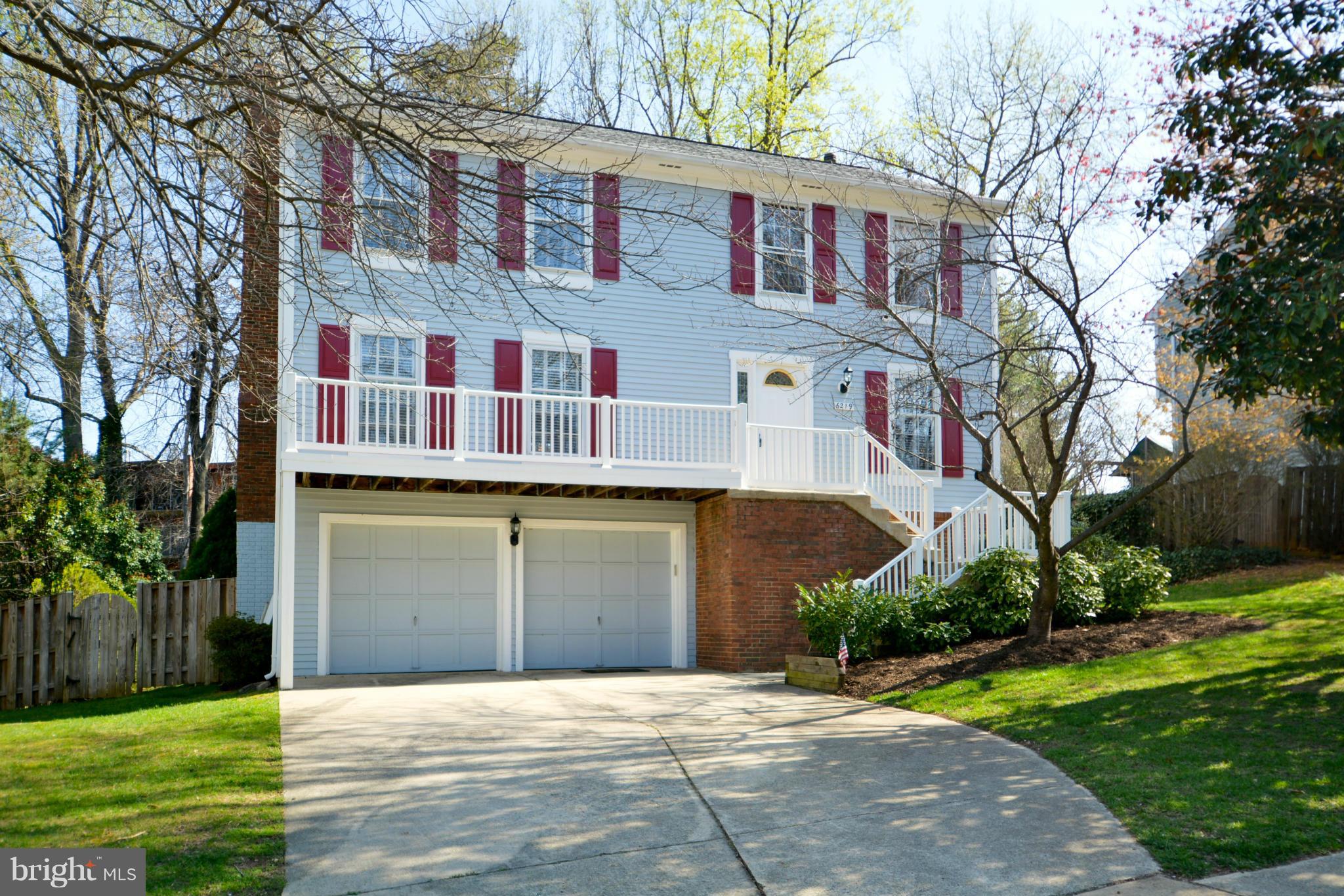 HUNTINGTON FOREST - Residential