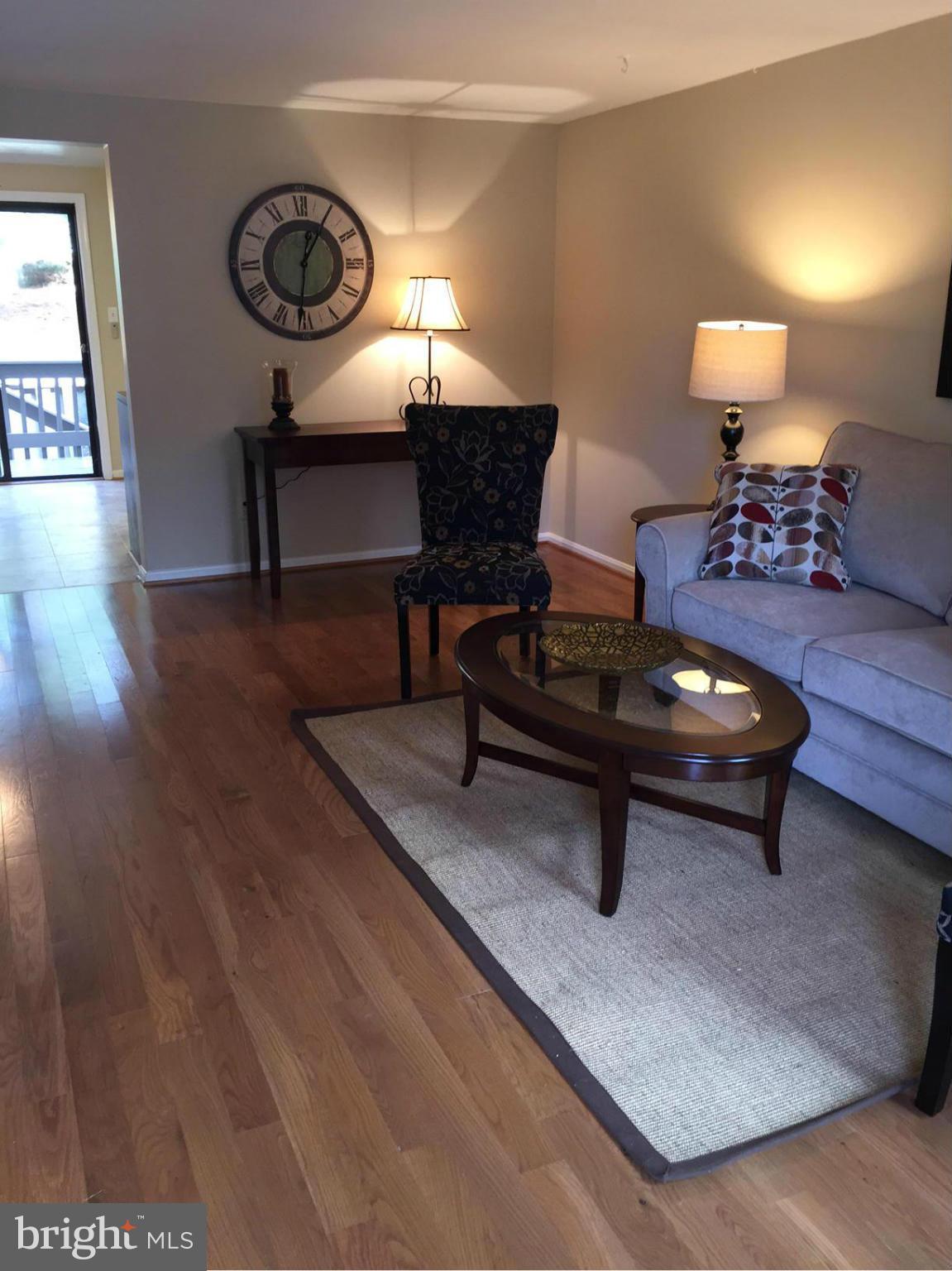 ESSEX PLACE - Residential