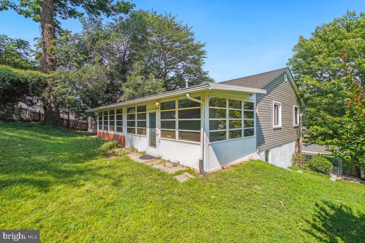 HUNGERFORD - Residential