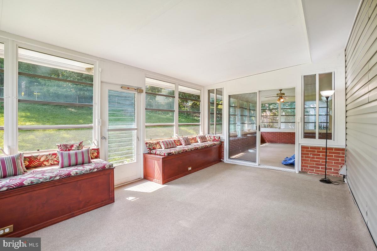 HUNGERFORD - Residential