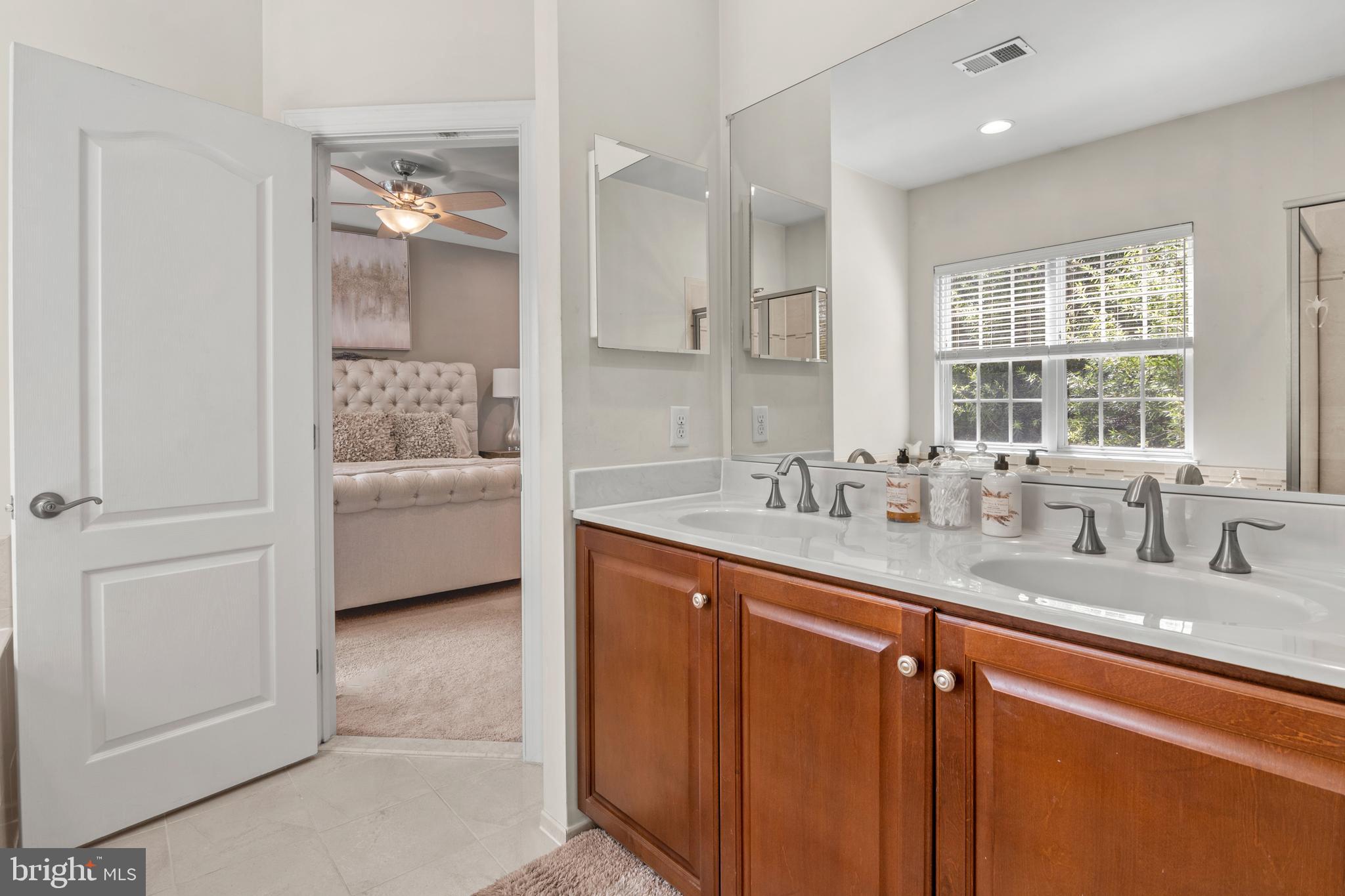 EMERSON - Residential