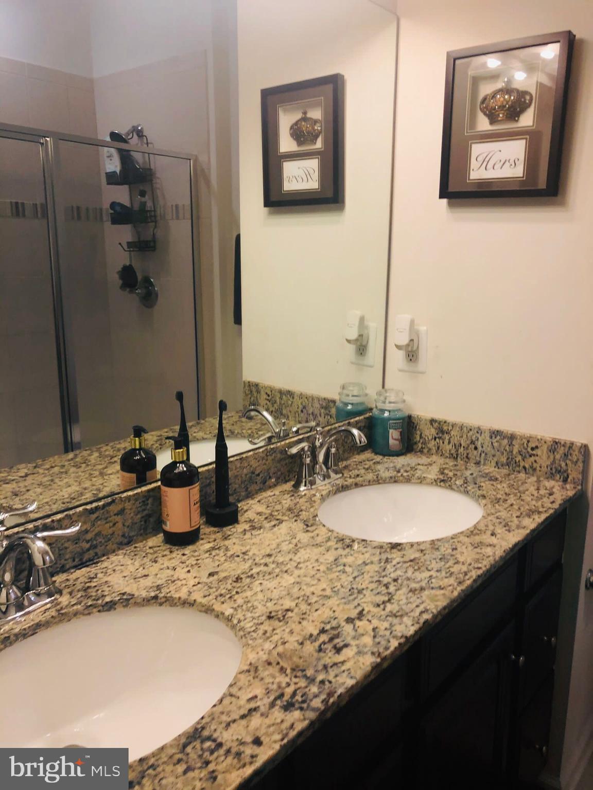 RAPPAHANNOCK LANDING - Residential Lease