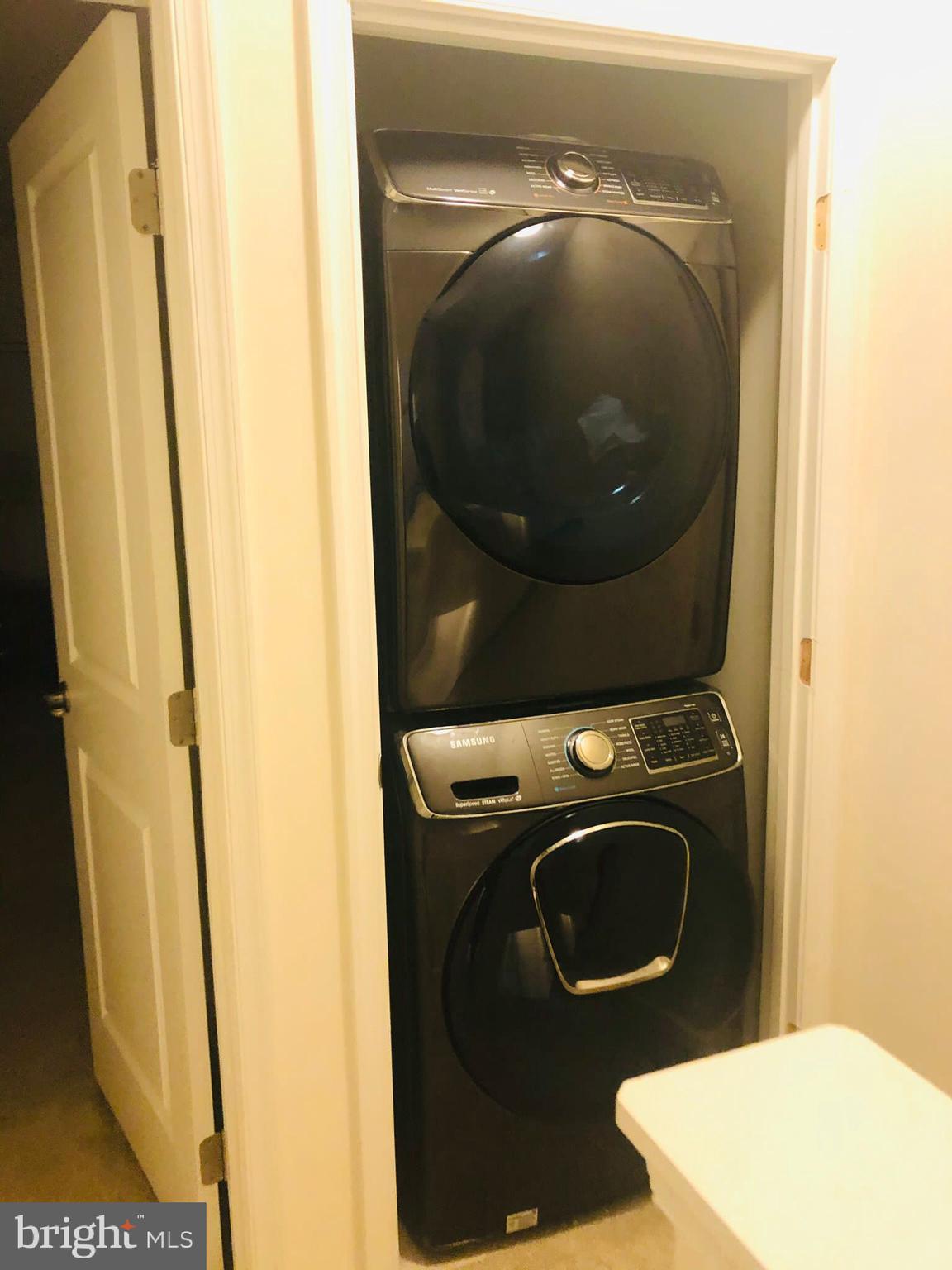 RAPPAHANNOCK LANDING - Residential Lease