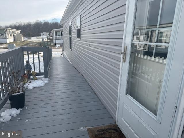 EAGLE VIEW MOBILE HOME PK - Residential