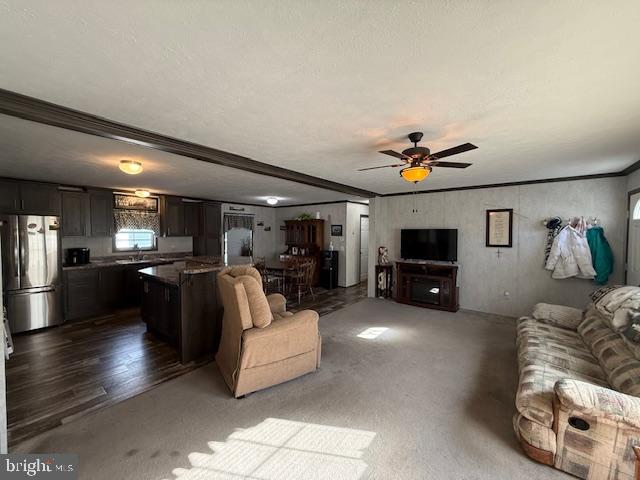 EAGLE VIEW MOBILE HOME PK - Residential