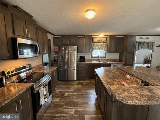 EAGLE VIEW MOBILE HOME PK - Residential