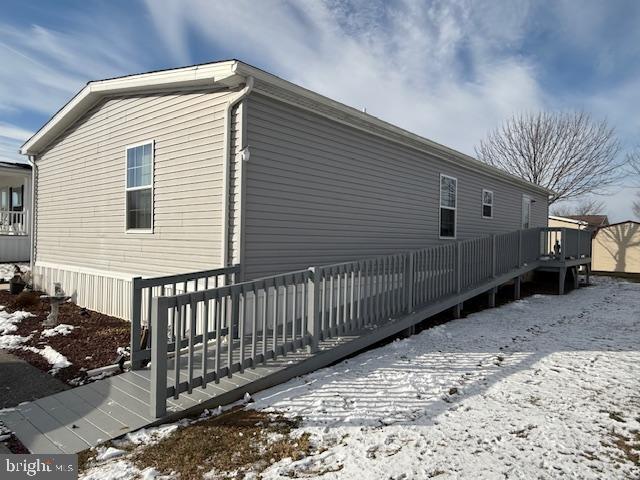 EAGLE VIEW MOBILE HOME PK - Residential
