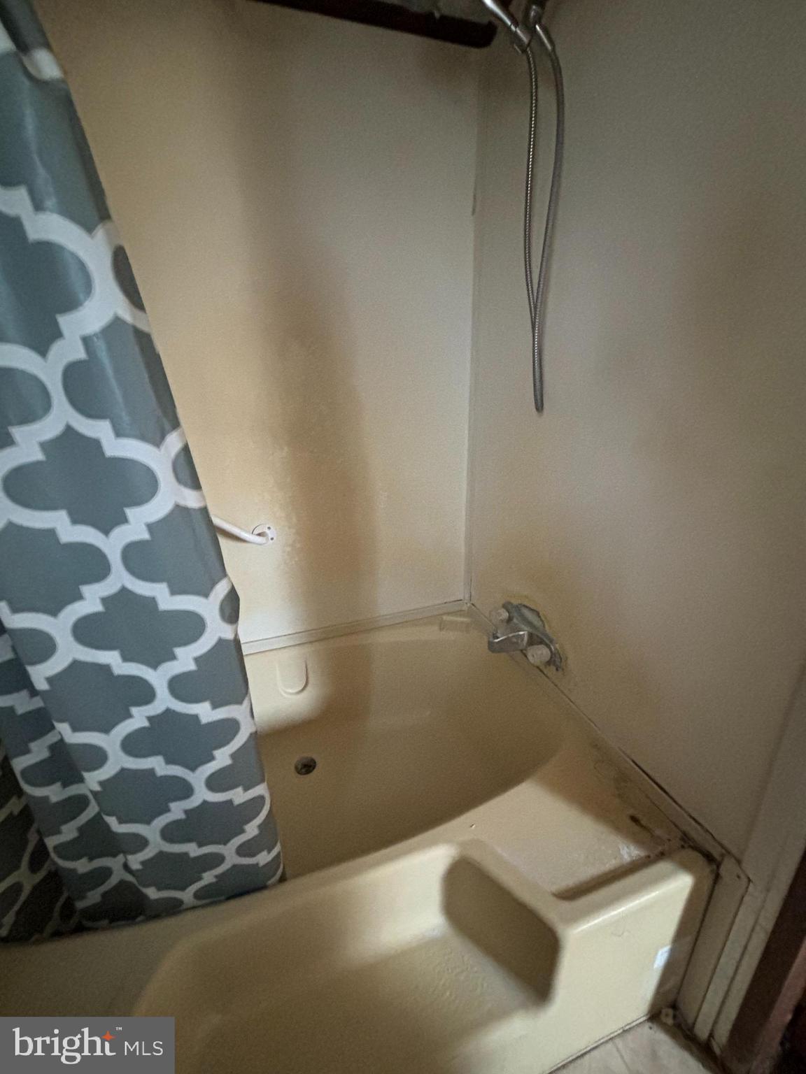 FOX GLEN - Residential