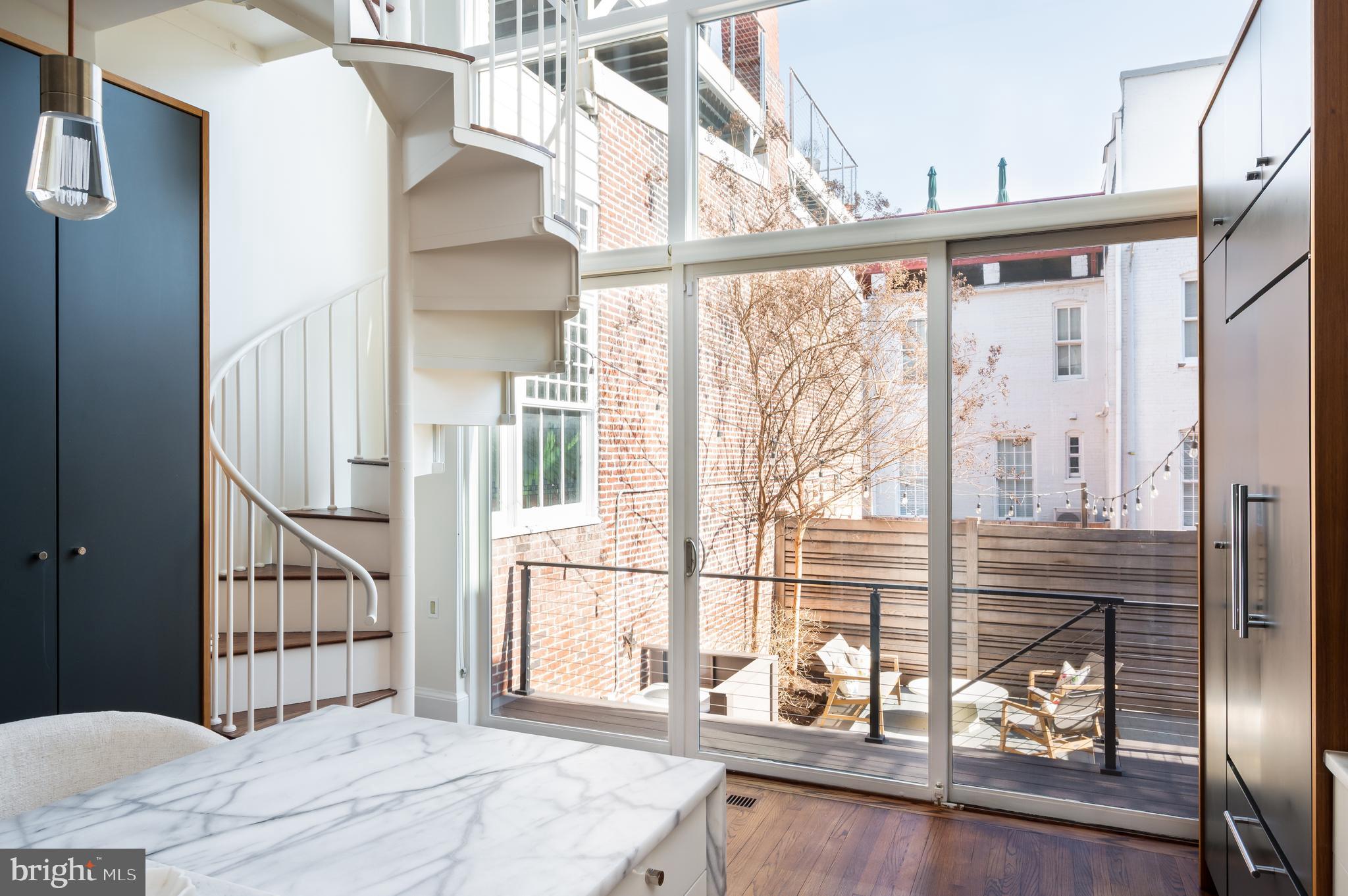 DUPONT CIRCLE - Residential