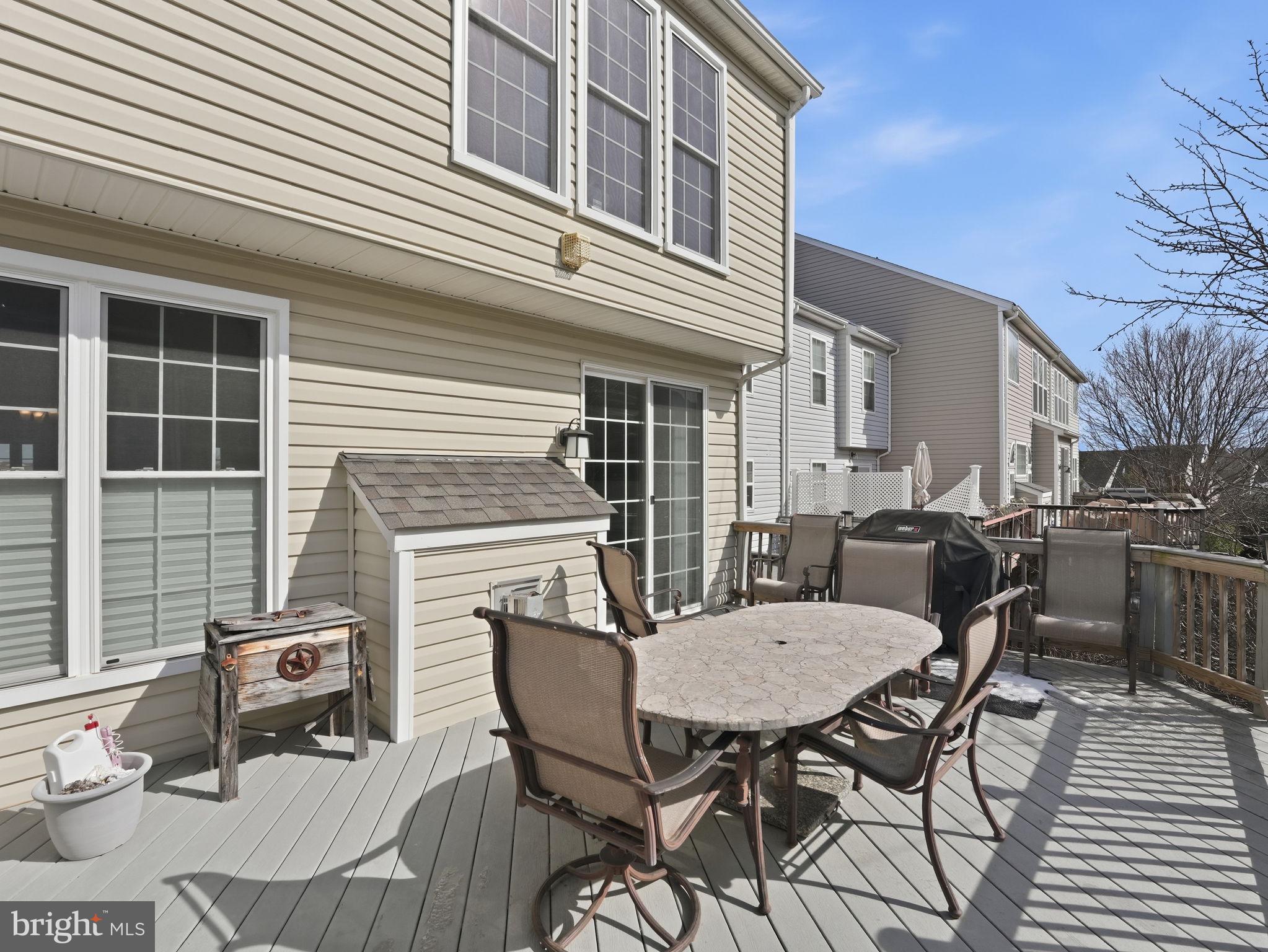 LAUREL HILL LANDBAY - Residential