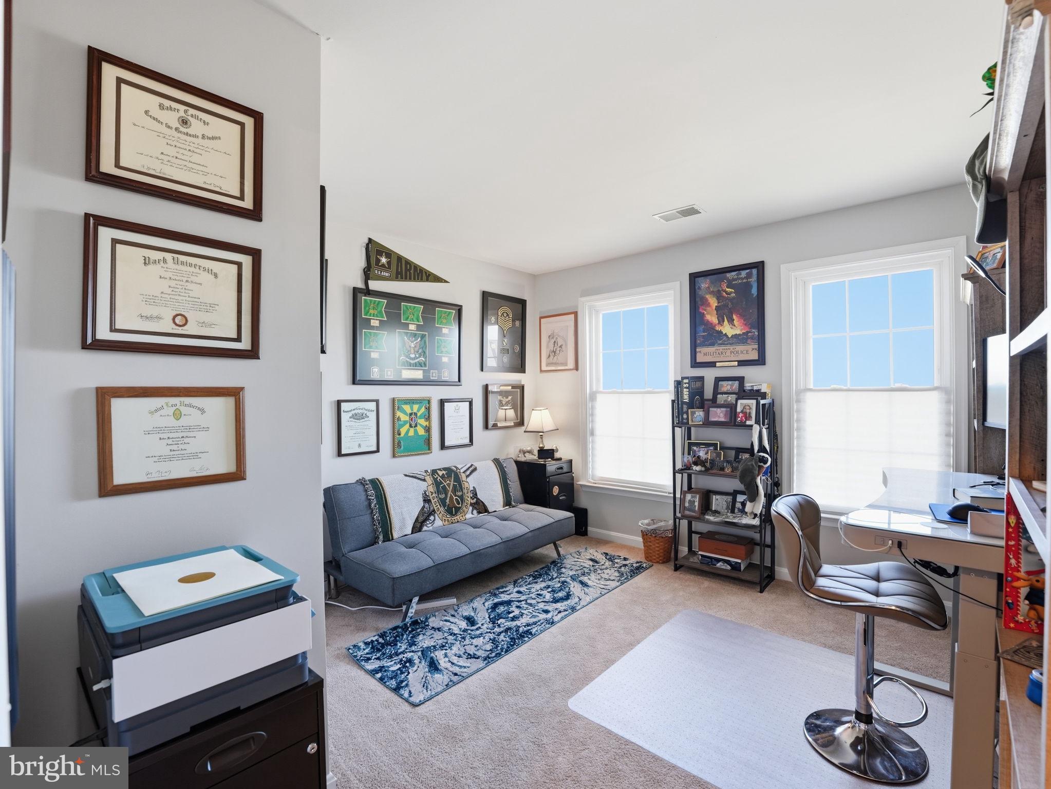 LAUREL HILL LANDBAY - Residential