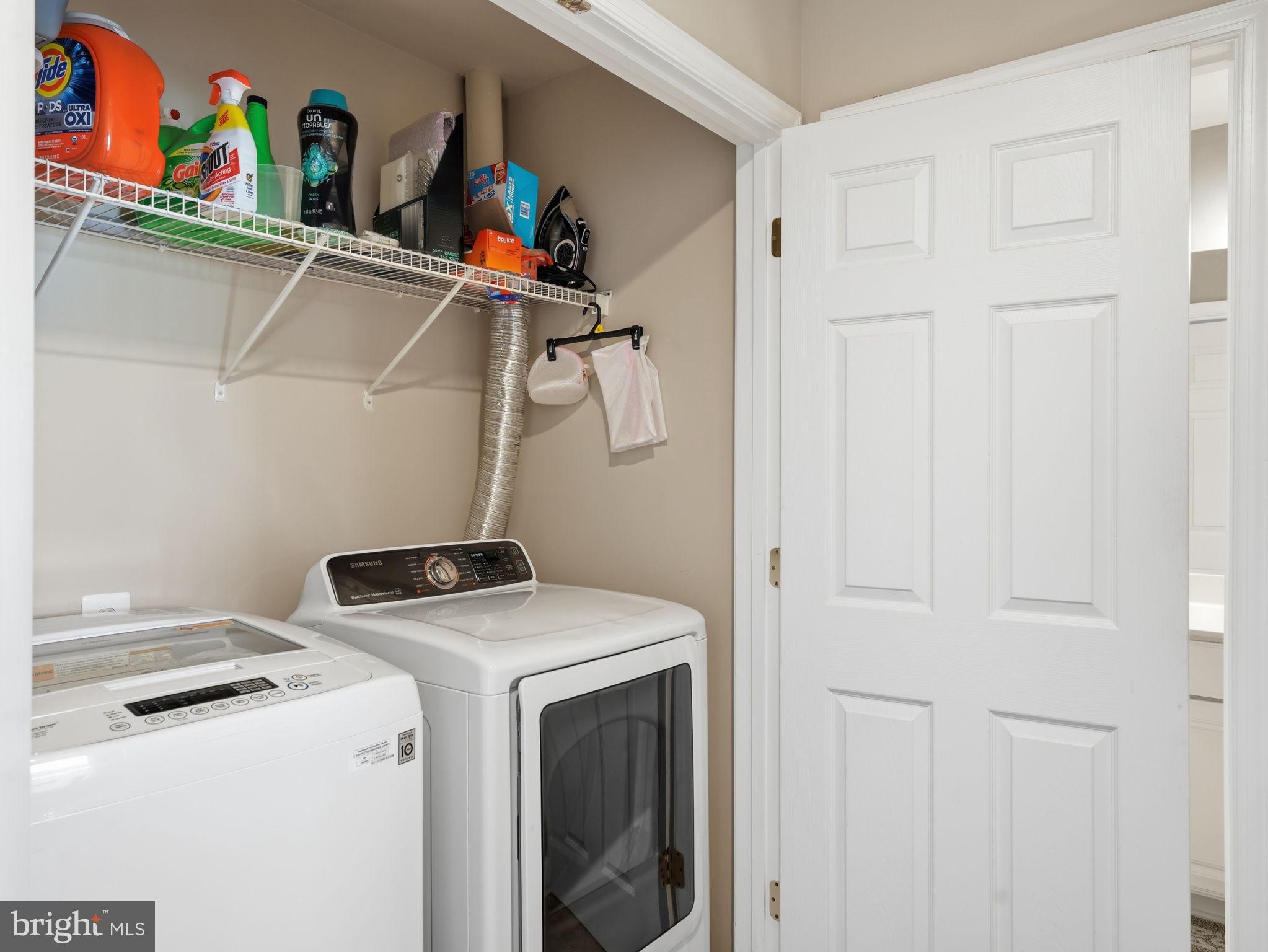 LAUREL HILL LANDBAY - Residential