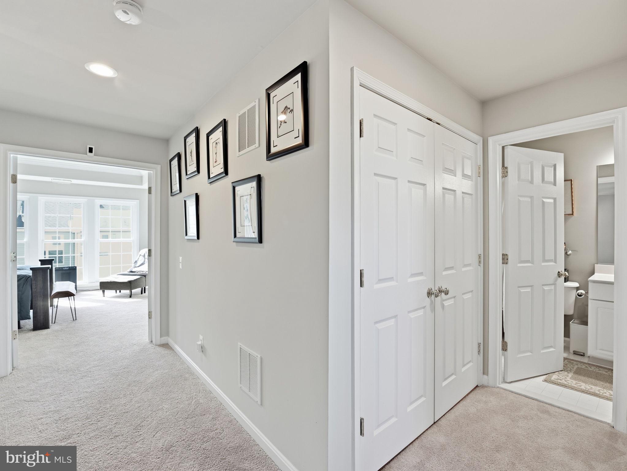 LAUREL HILL LANDBAY - Residential