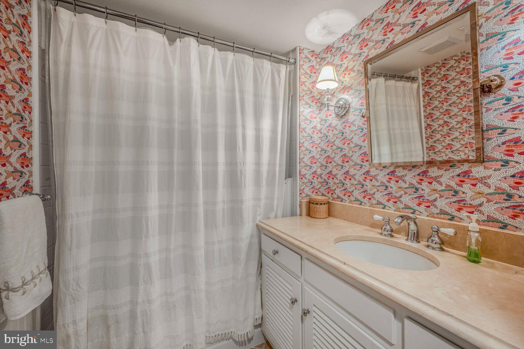 WESTMORELAND HILLS - Residential