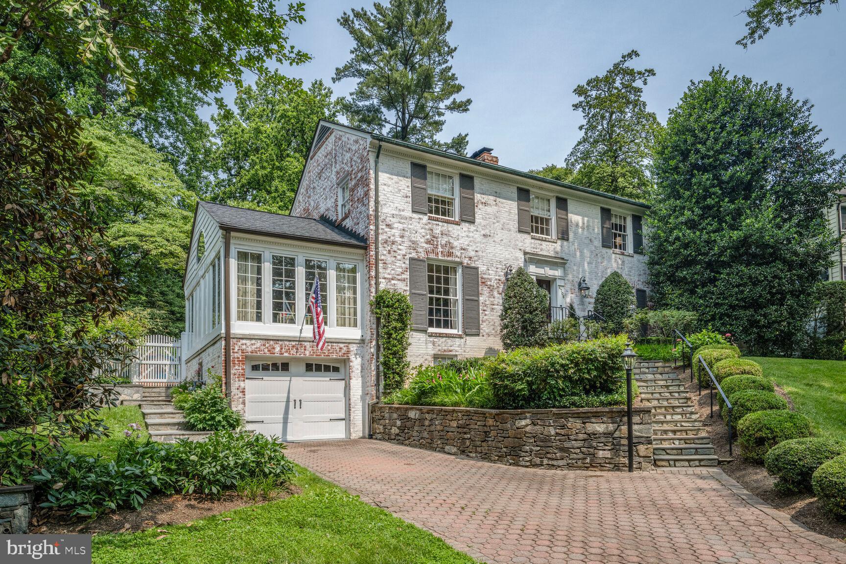 WESTMORELAND HILLS - Residential