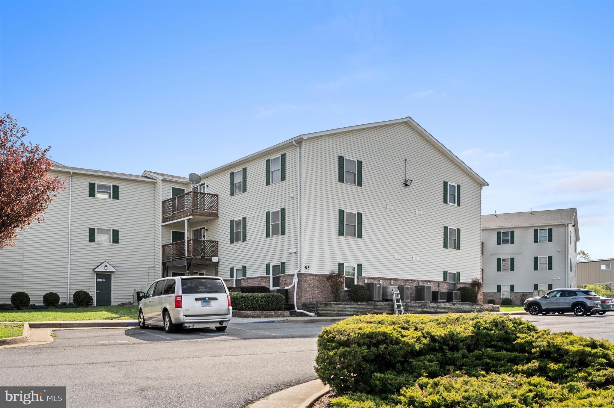 SIGNAL KNOB STATION - Residential