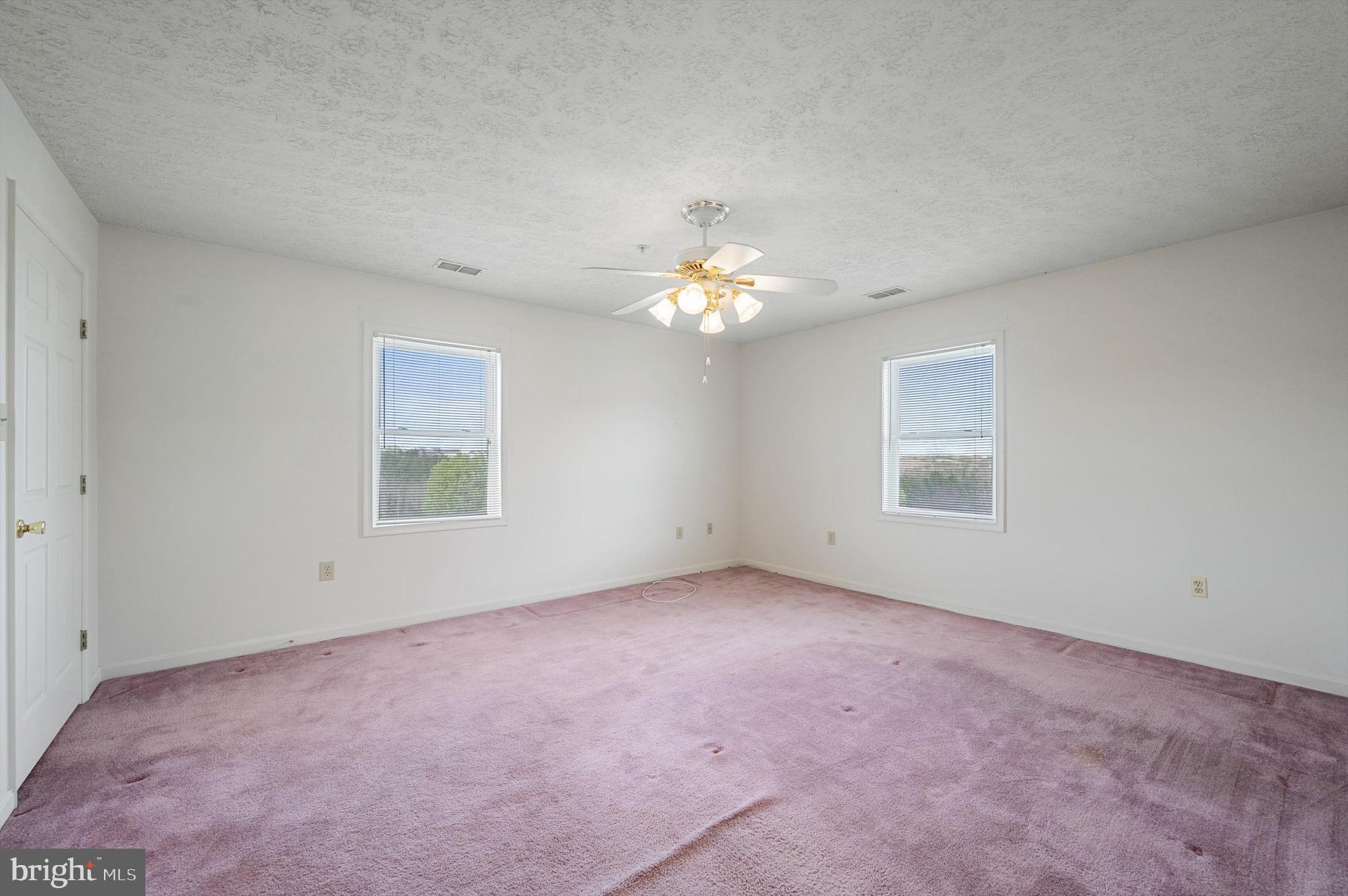 SIGNAL KNOB STATION - Residential