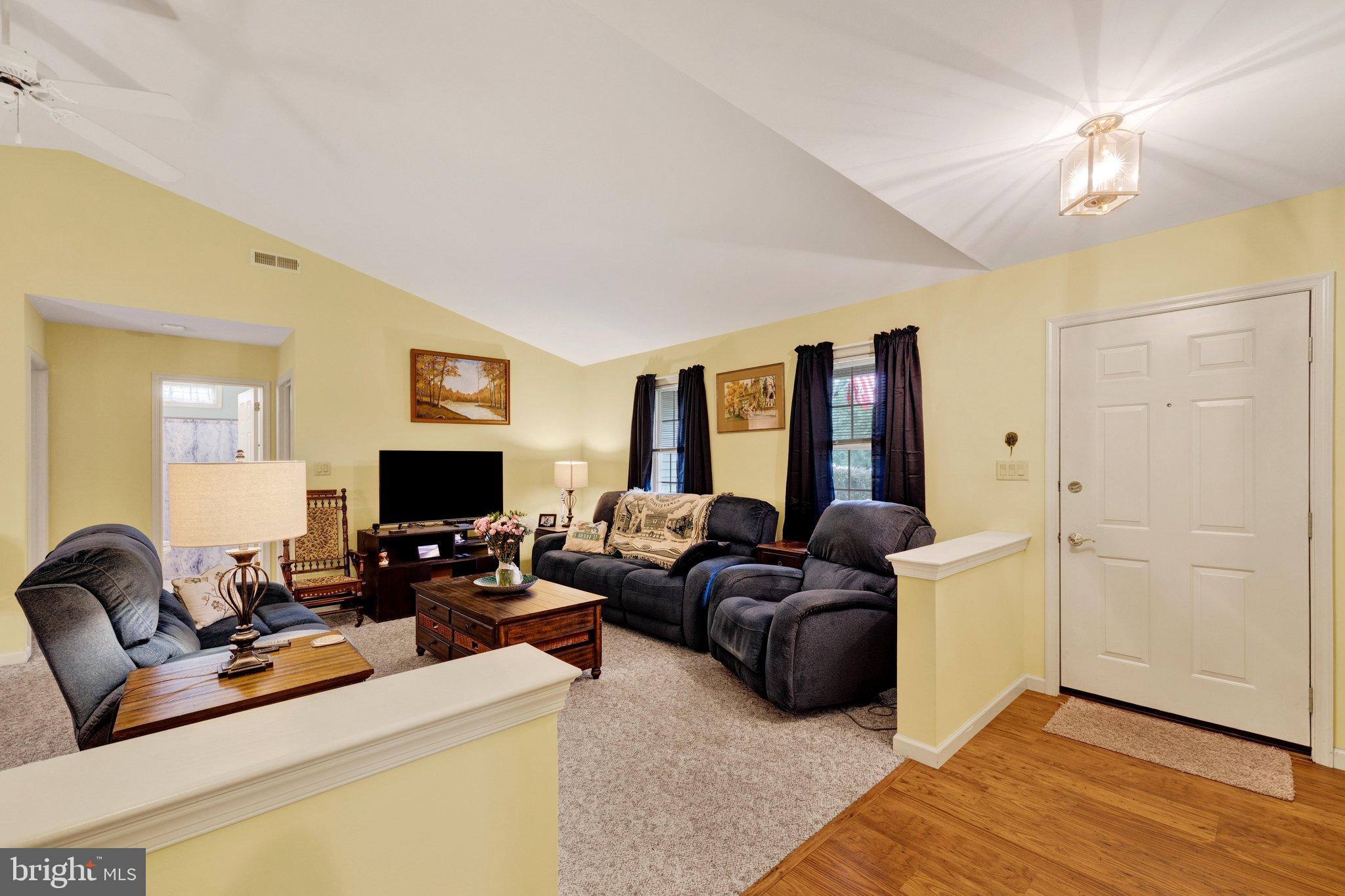19 SCENIC DRIVE