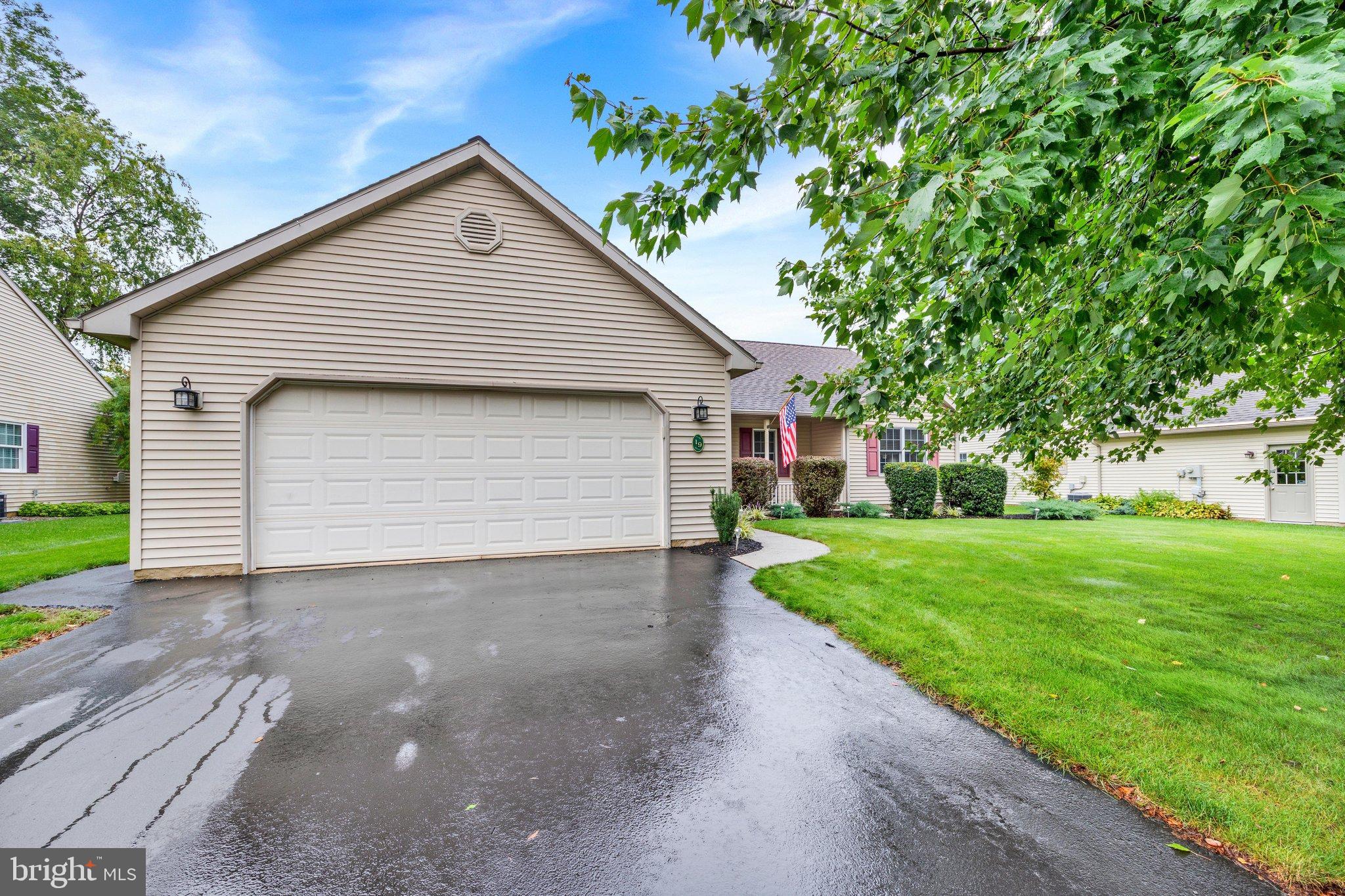 19 SCENIC DRIVE