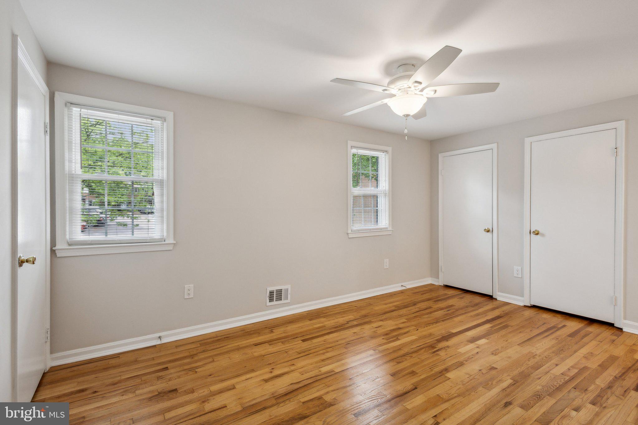 GREENWICH HILL - Residential Lease