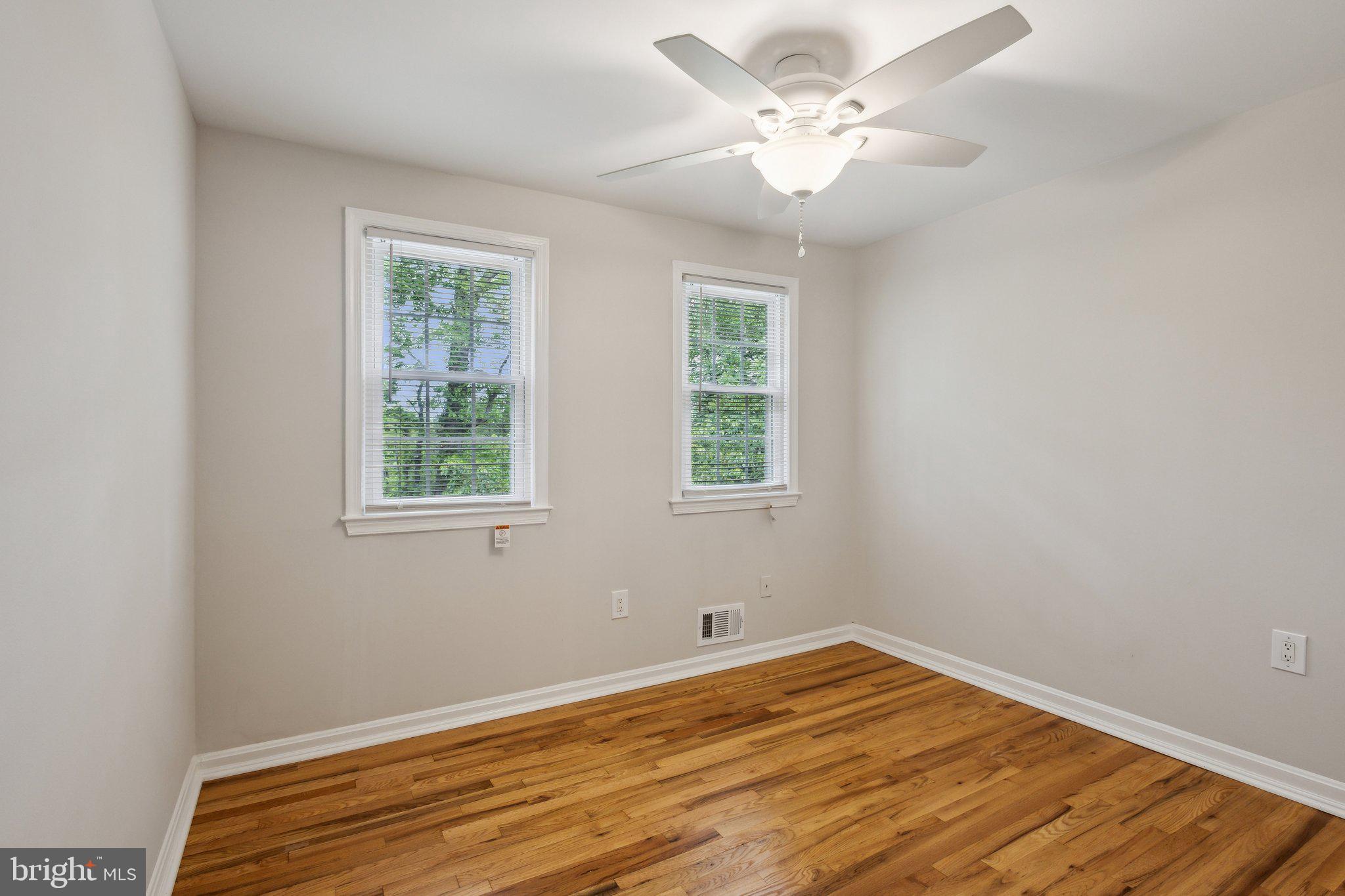 GREENWICH HILL - Residential Lease