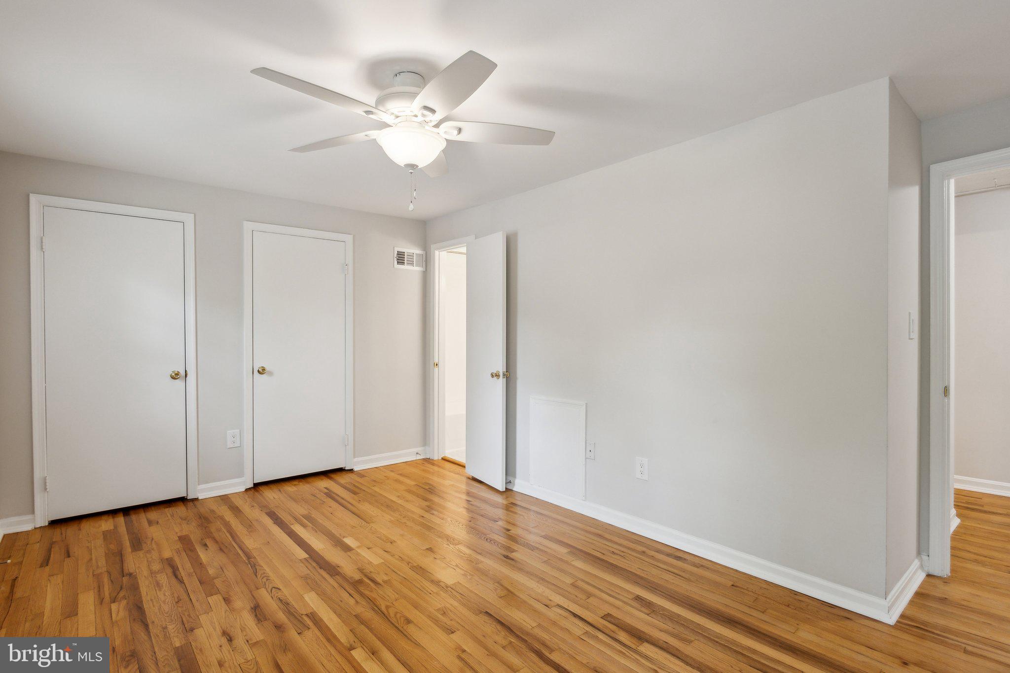 GREENWICH HILL - Residential Lease