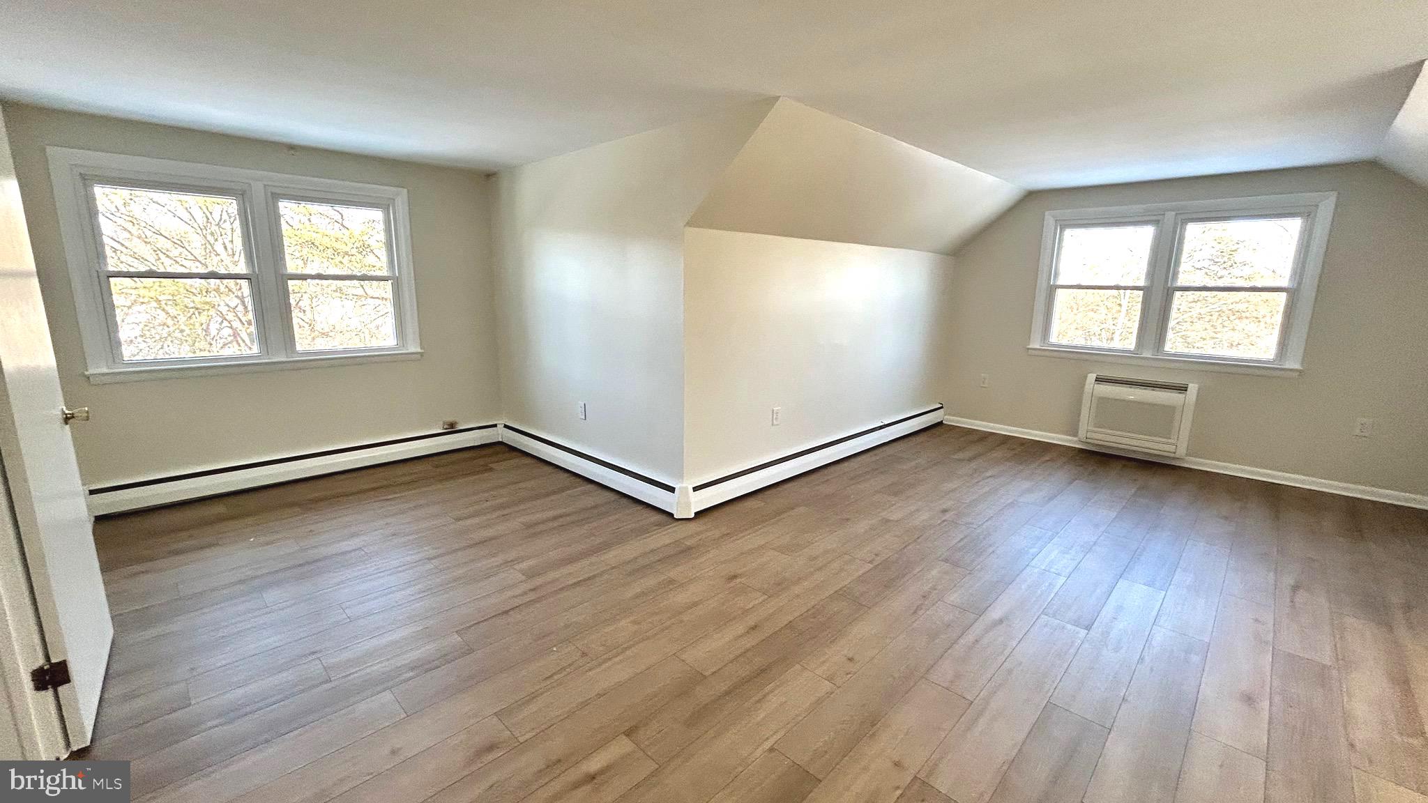 RIVERVIEW - Residential