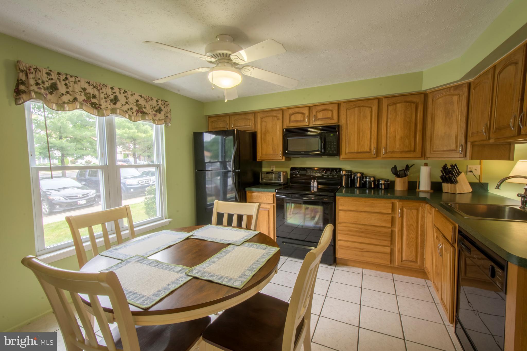 WHISPERING WOODS - Residential