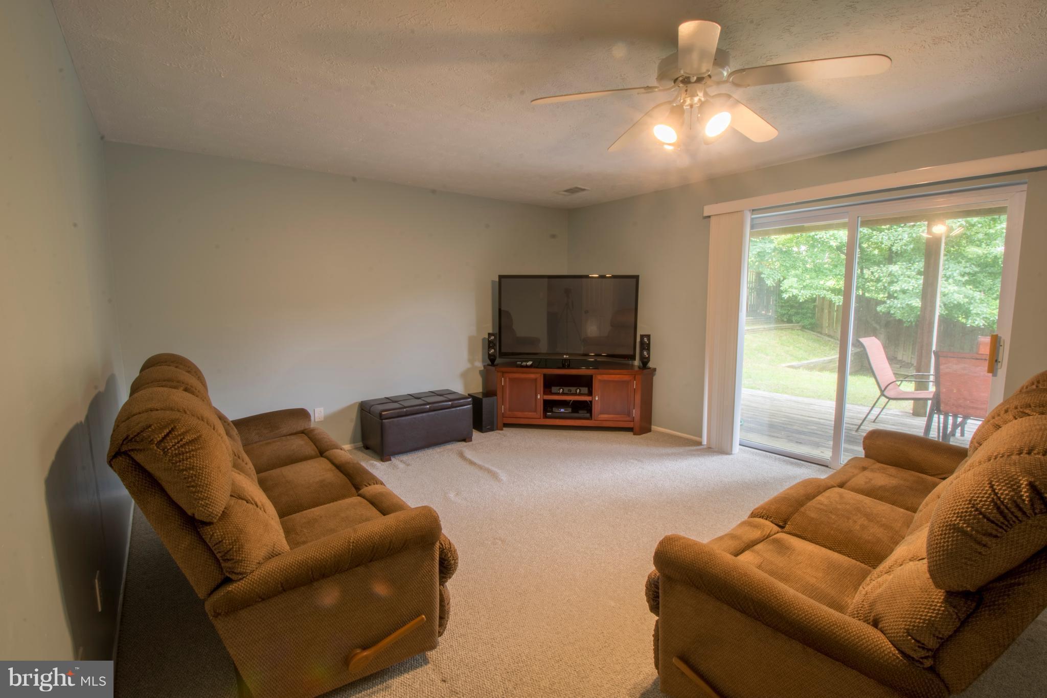 WHISPERING WOODS - Residential