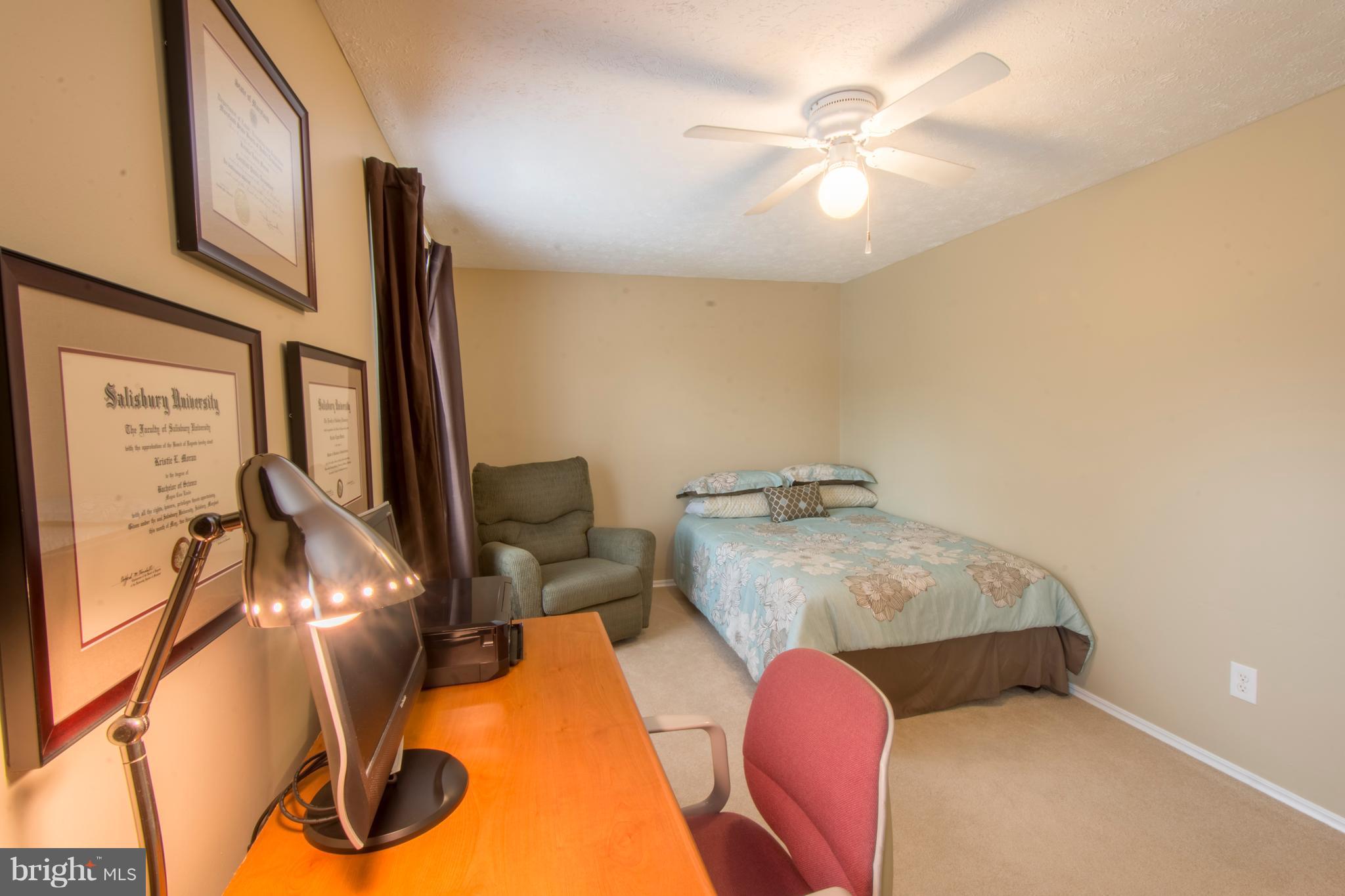 WHISPERING WOODS - Residential