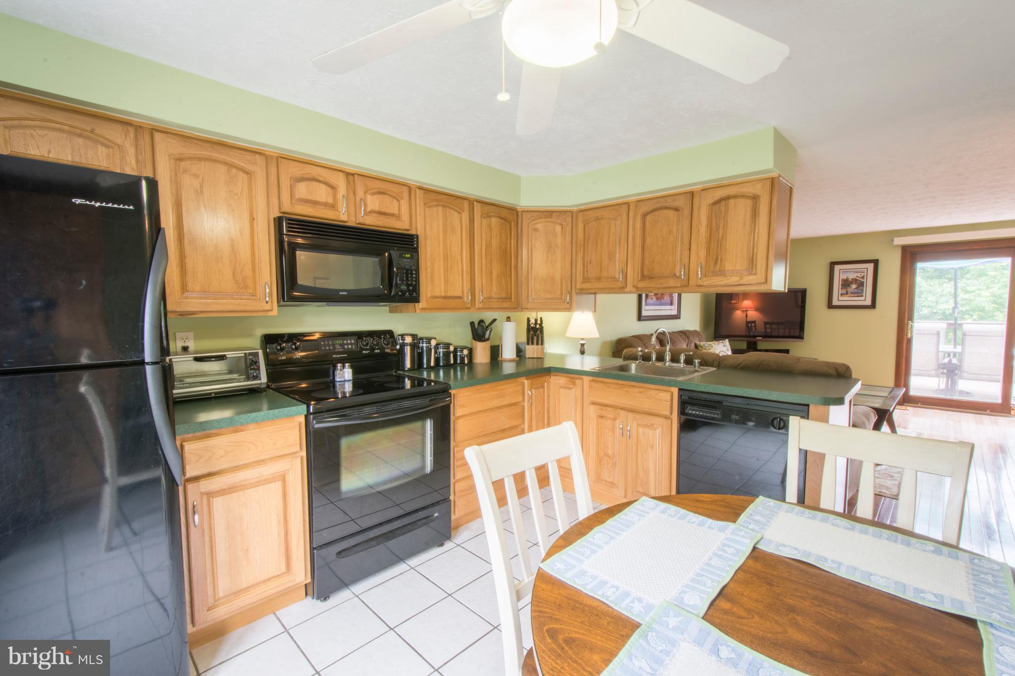 WHISPERING WOODS - Residential