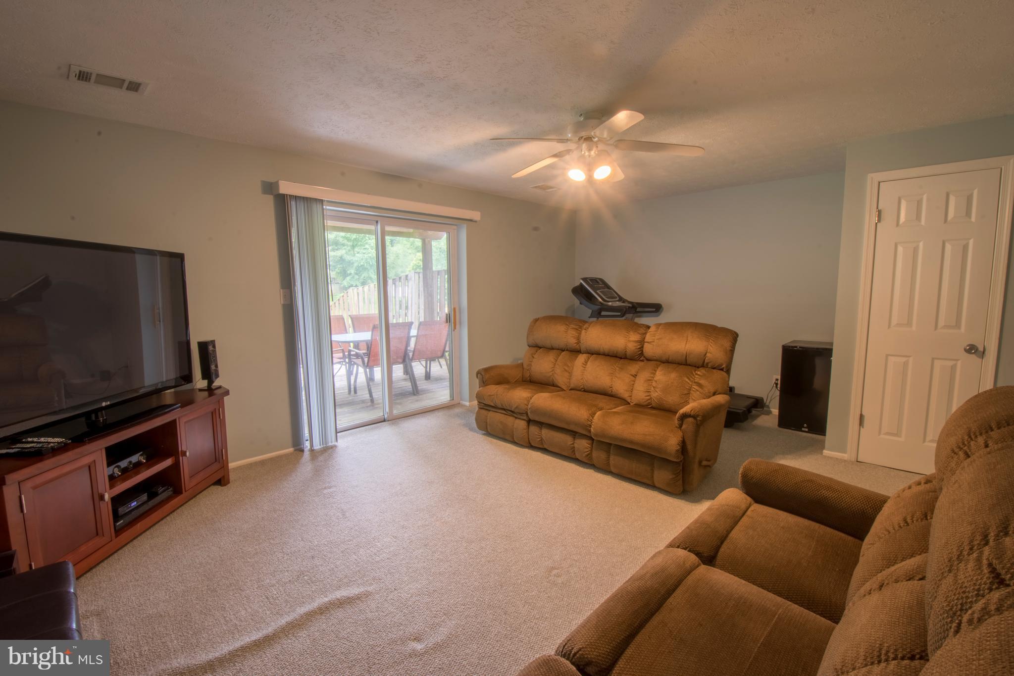 WHISPERING WOODS - Residential