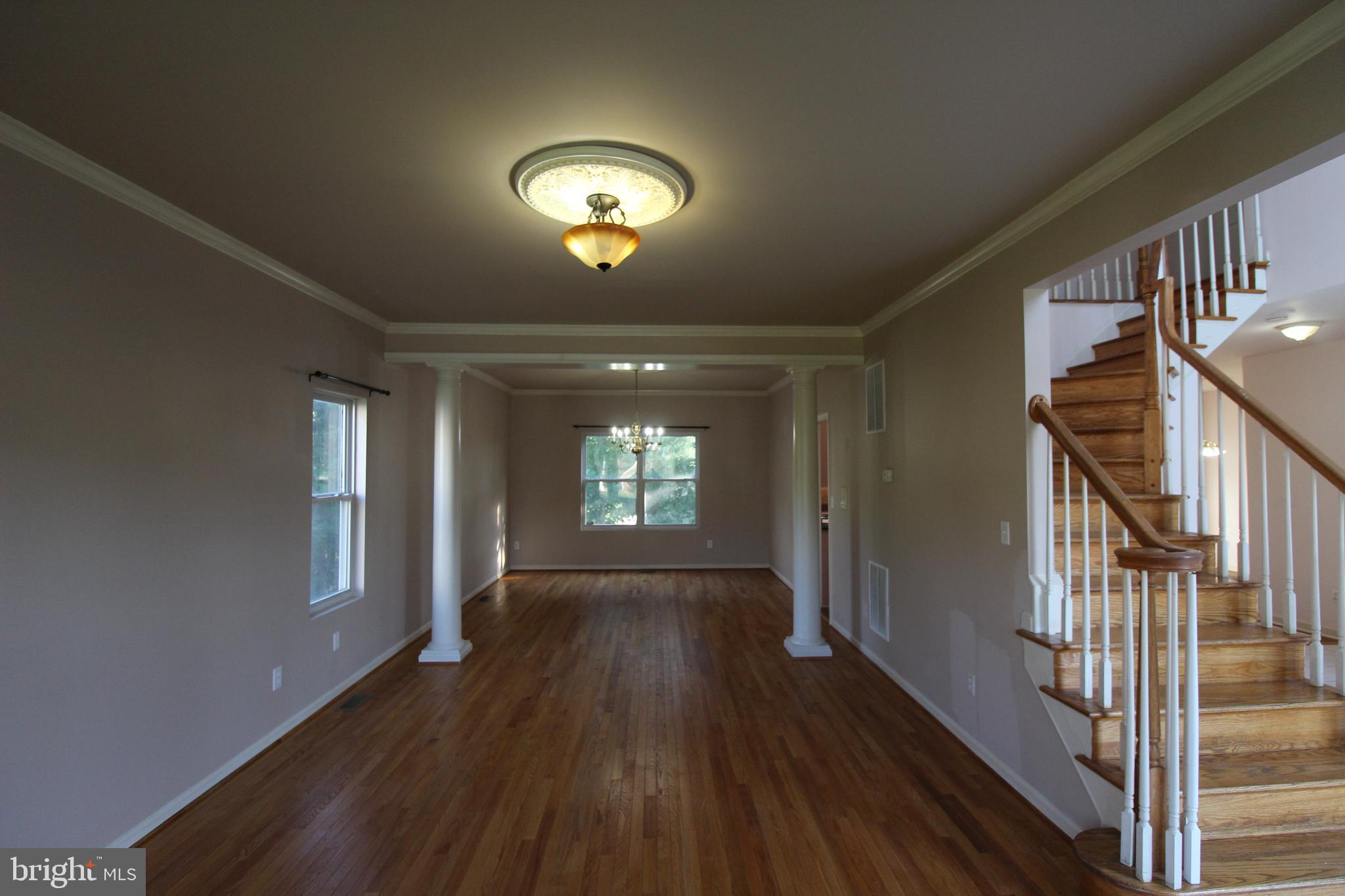 FIVE OAKS ESTATES - Residential Lease