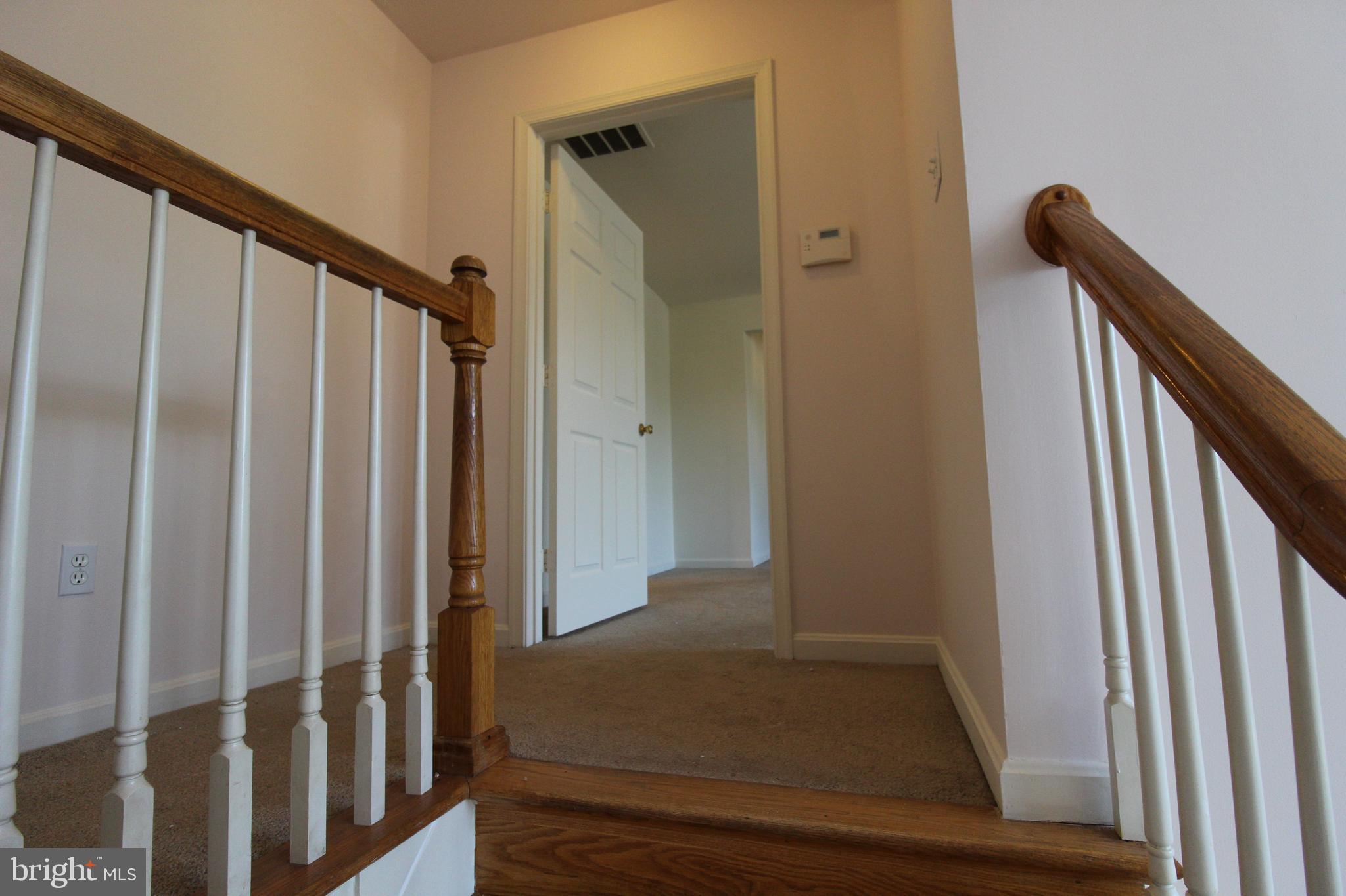 FIVE OAKS ESTATES - Residential Lease