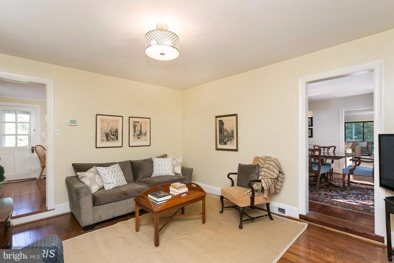 RUXTON/TOWSON - Residential Lease