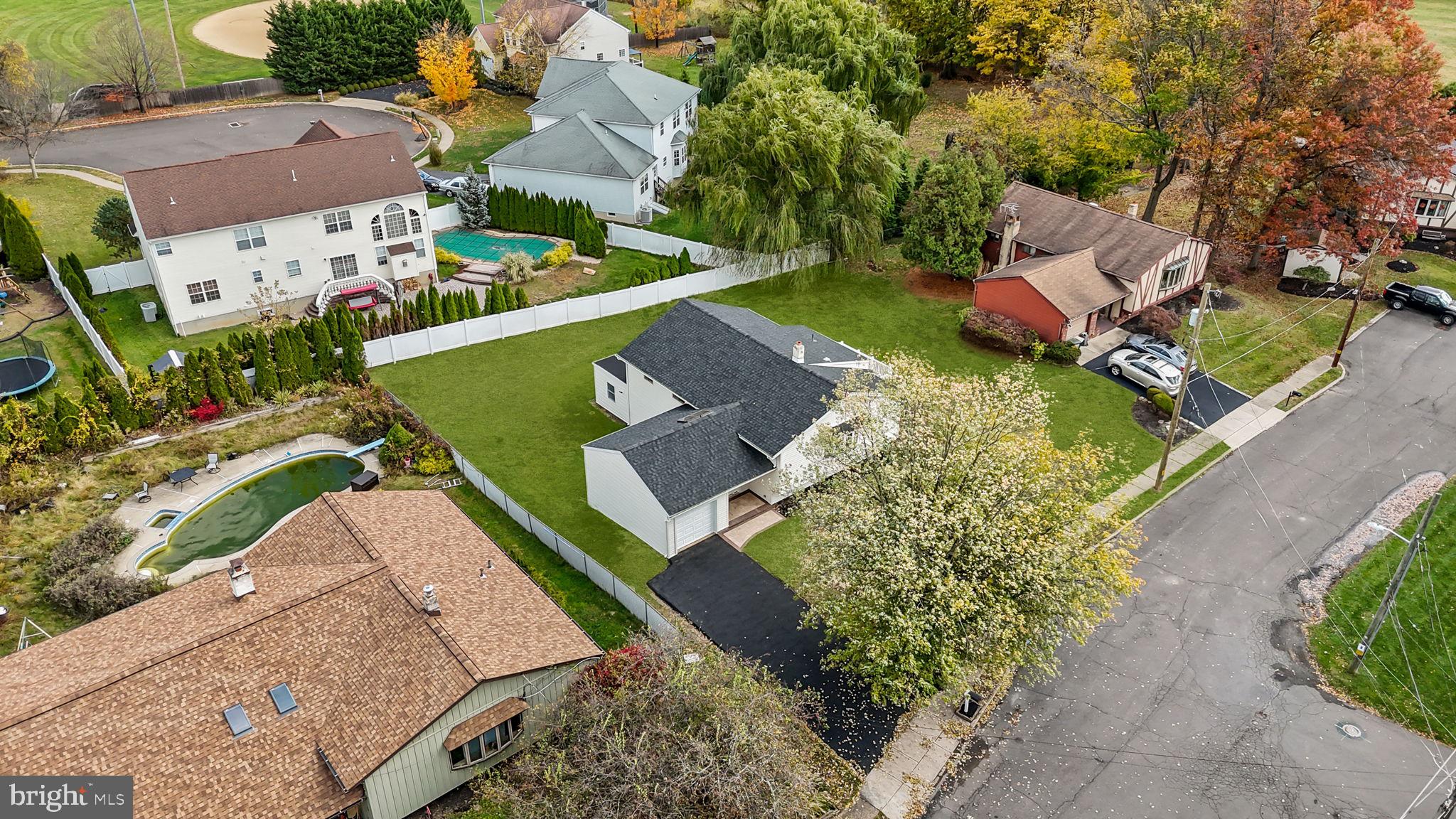 BRIDGETOWN KNOLL - Residential