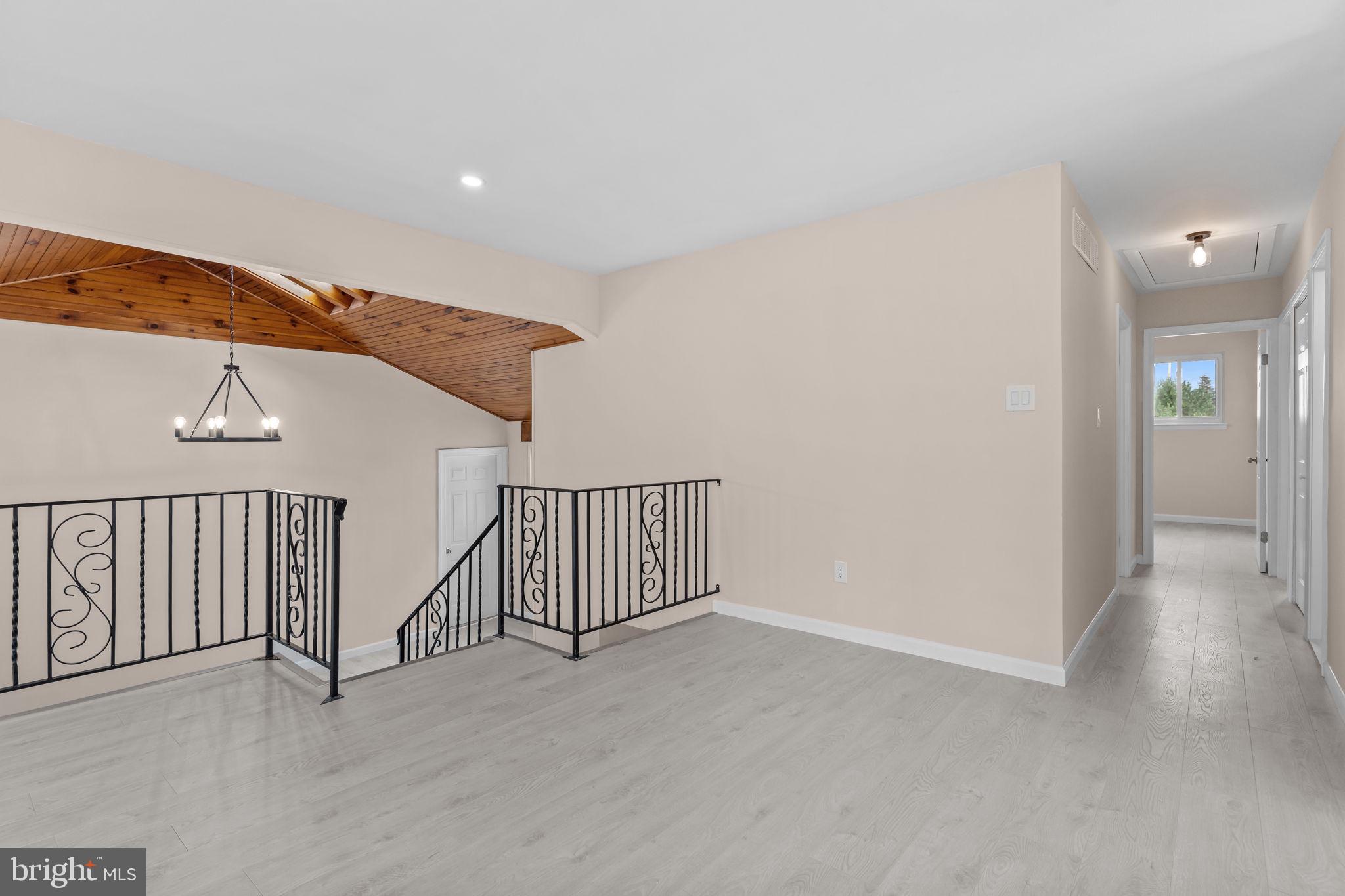 BRIDGETOWN KNOLL - Residential