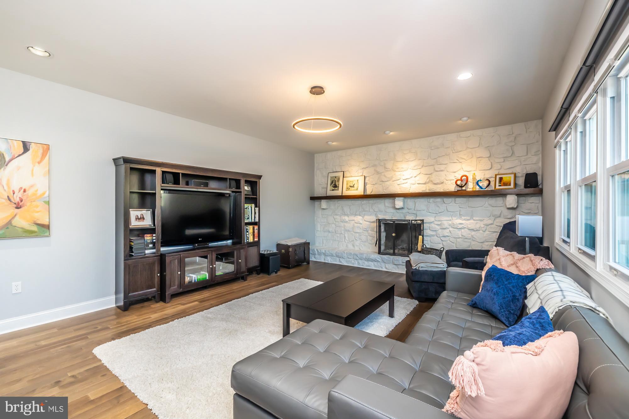 DUBLYN LEA - Residential