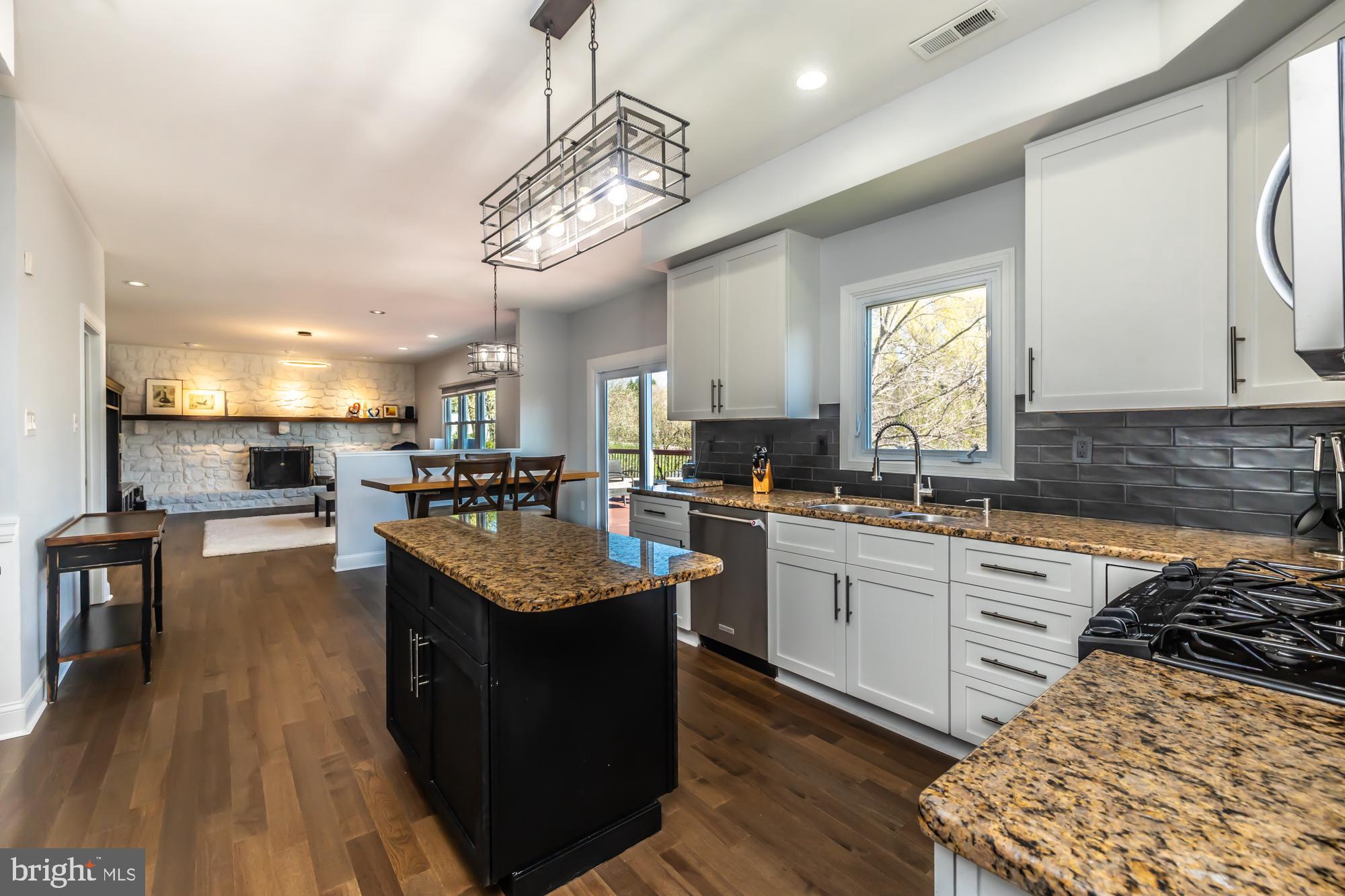 DUBLYN LEA - Residential