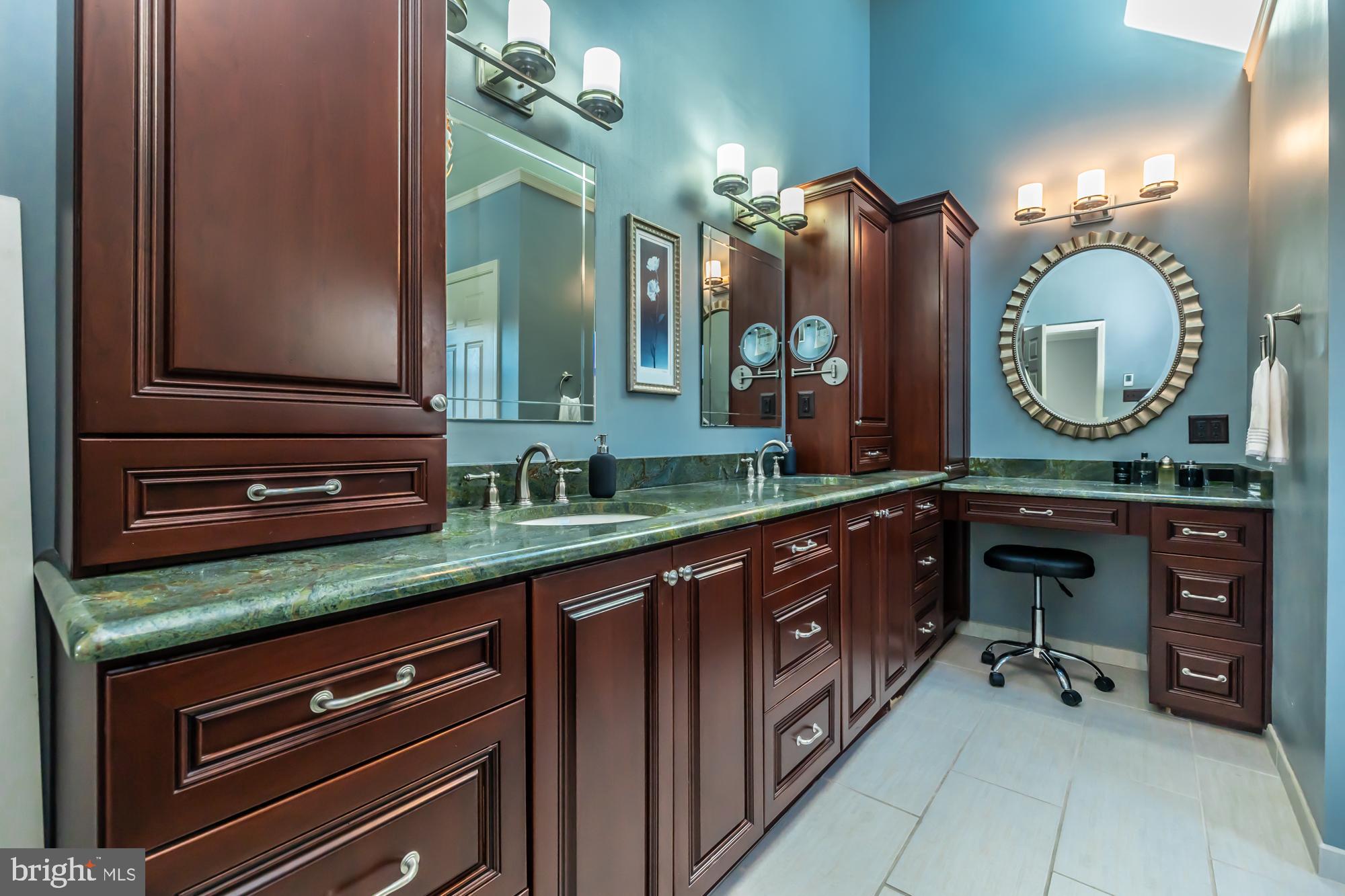 DUBLYN LEA - Residential