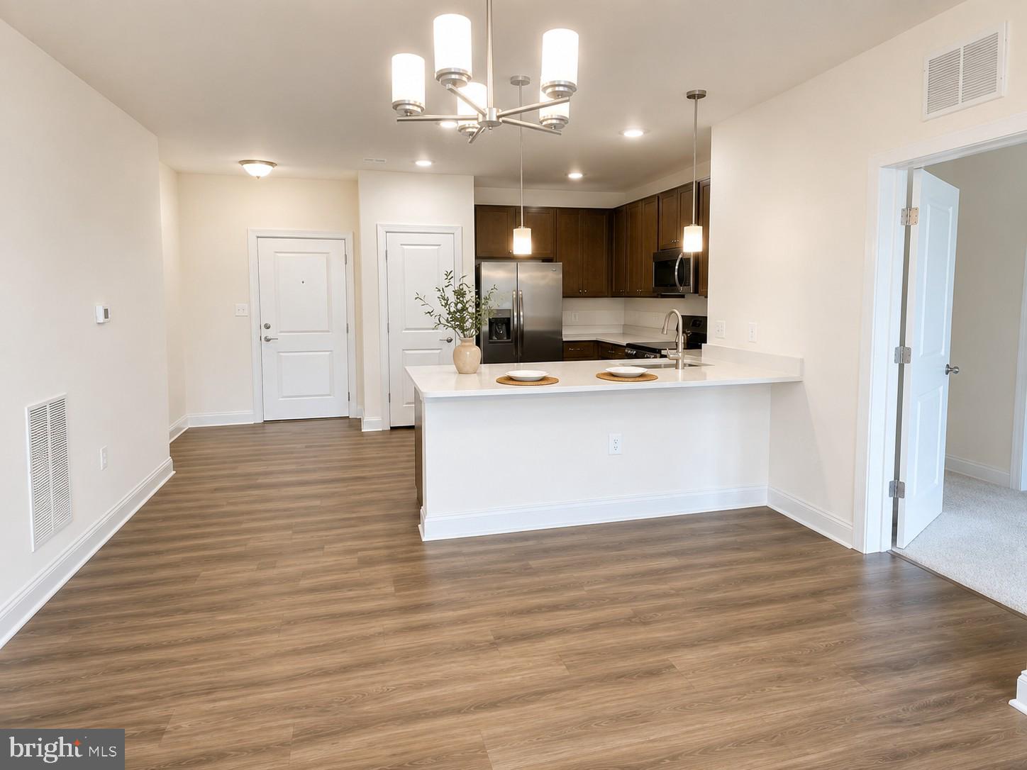 406 BOLD RULER COURT 303