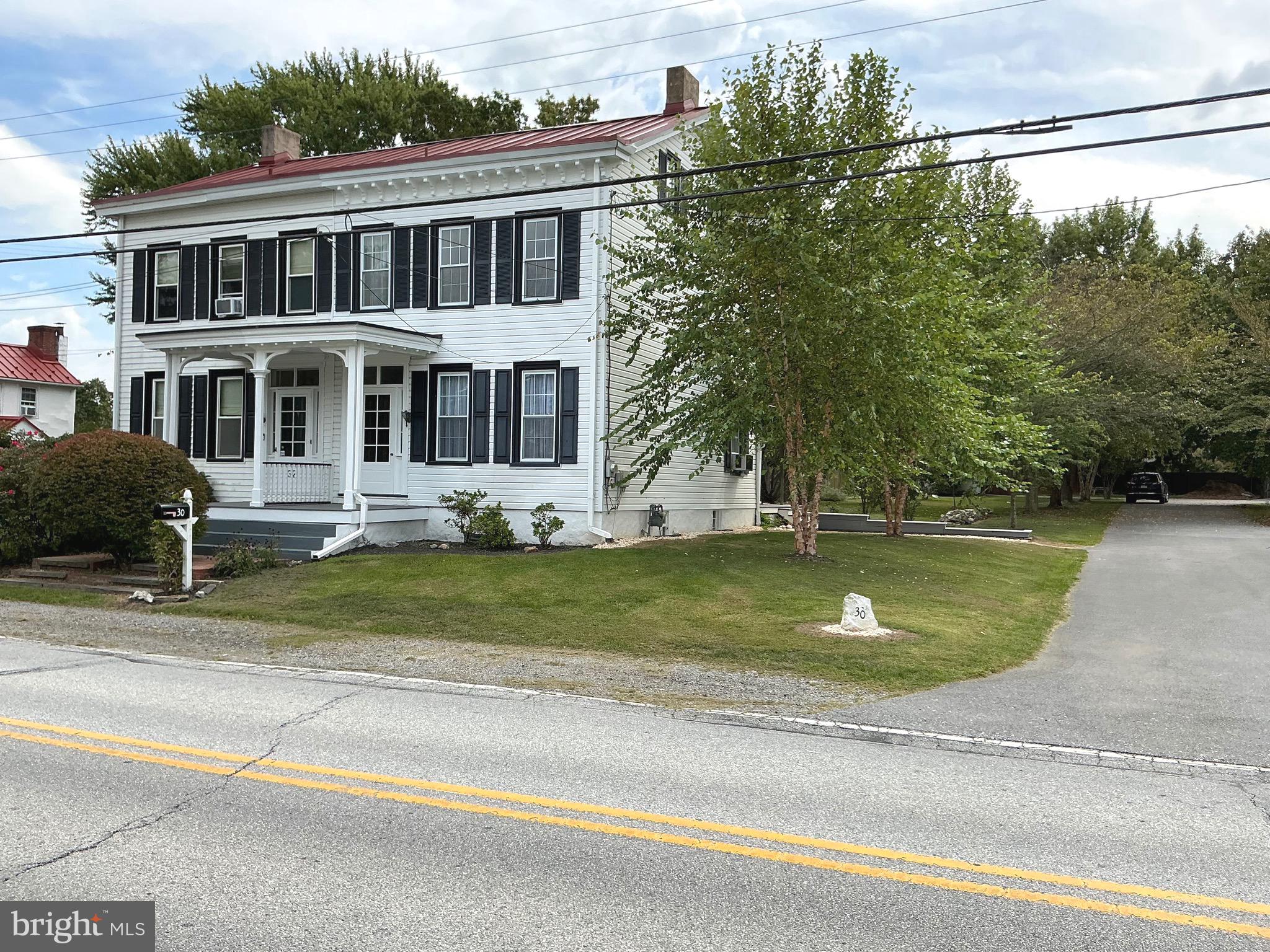 LIONVILLE - Residential