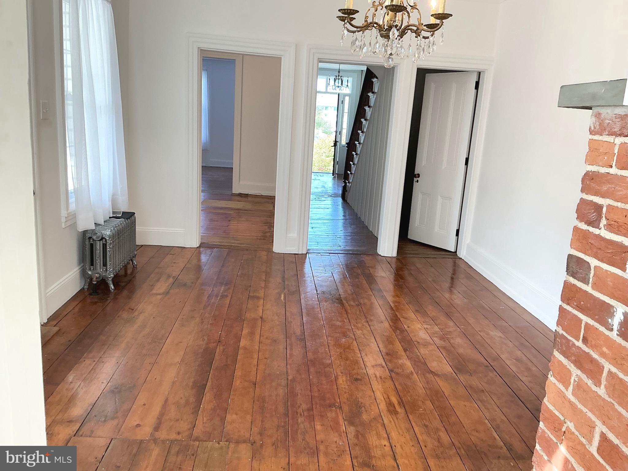 LIONVILLE - Residential