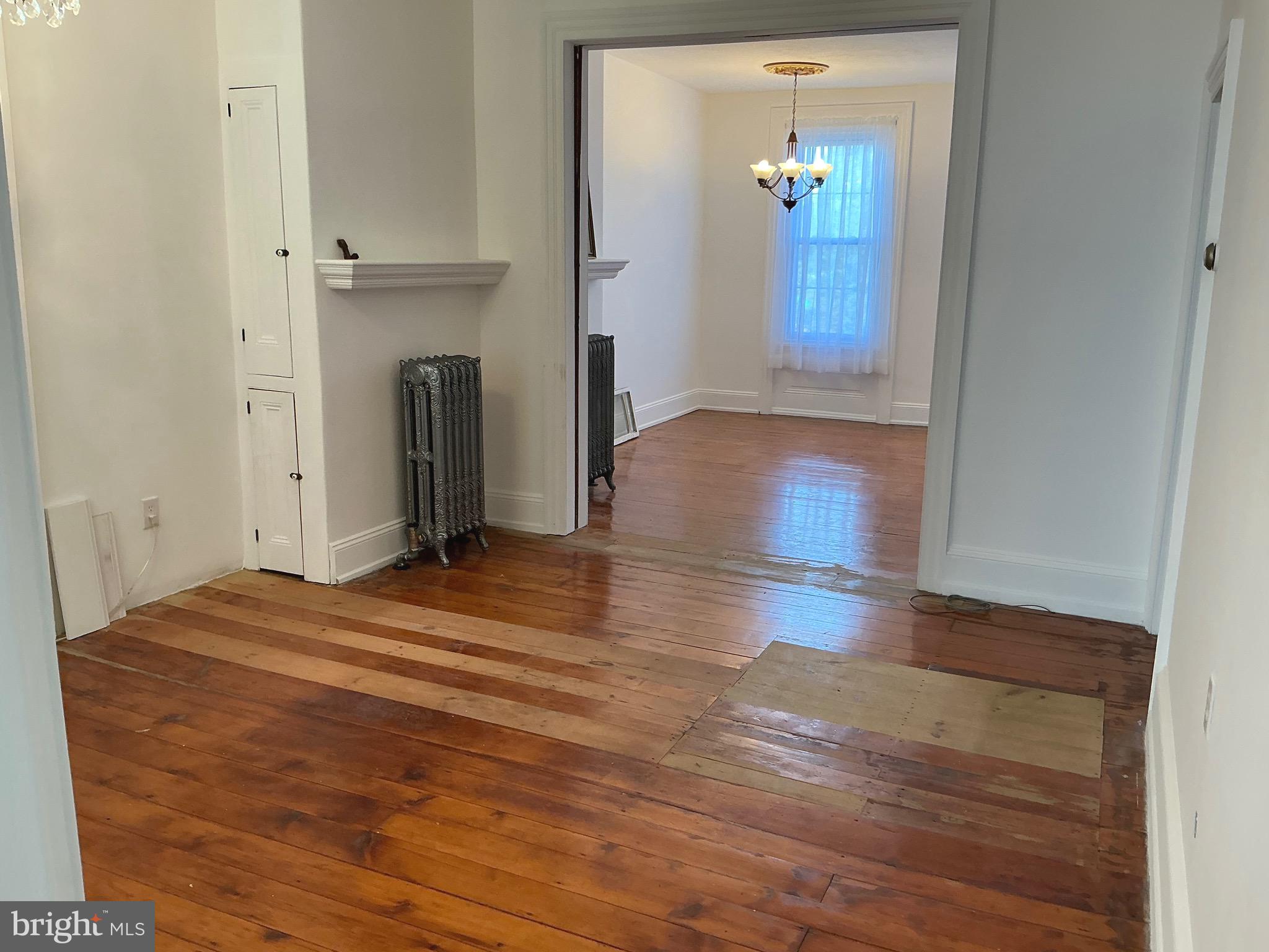 LIONVILLE - Residential