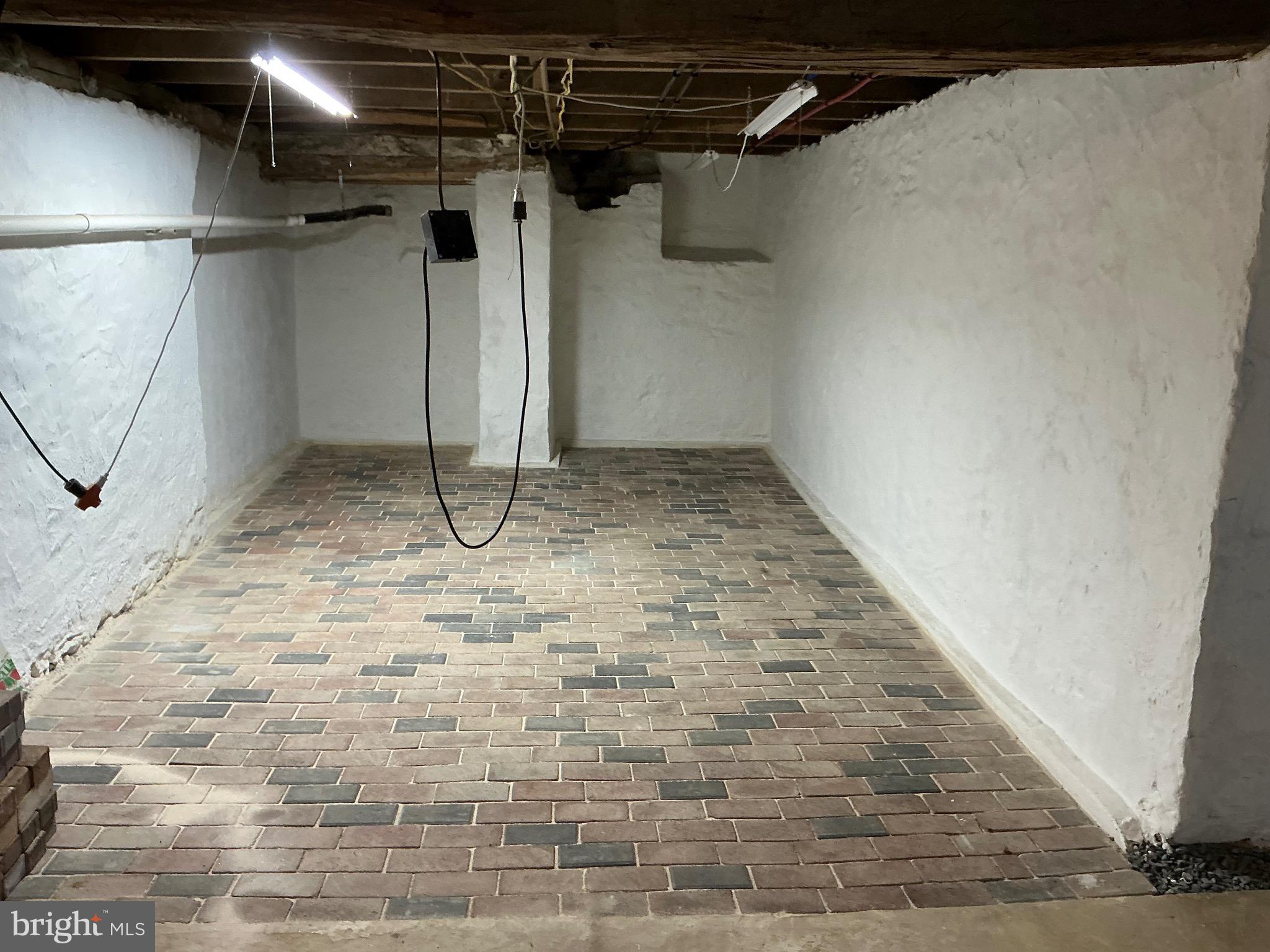 LIONVILLE - Residential